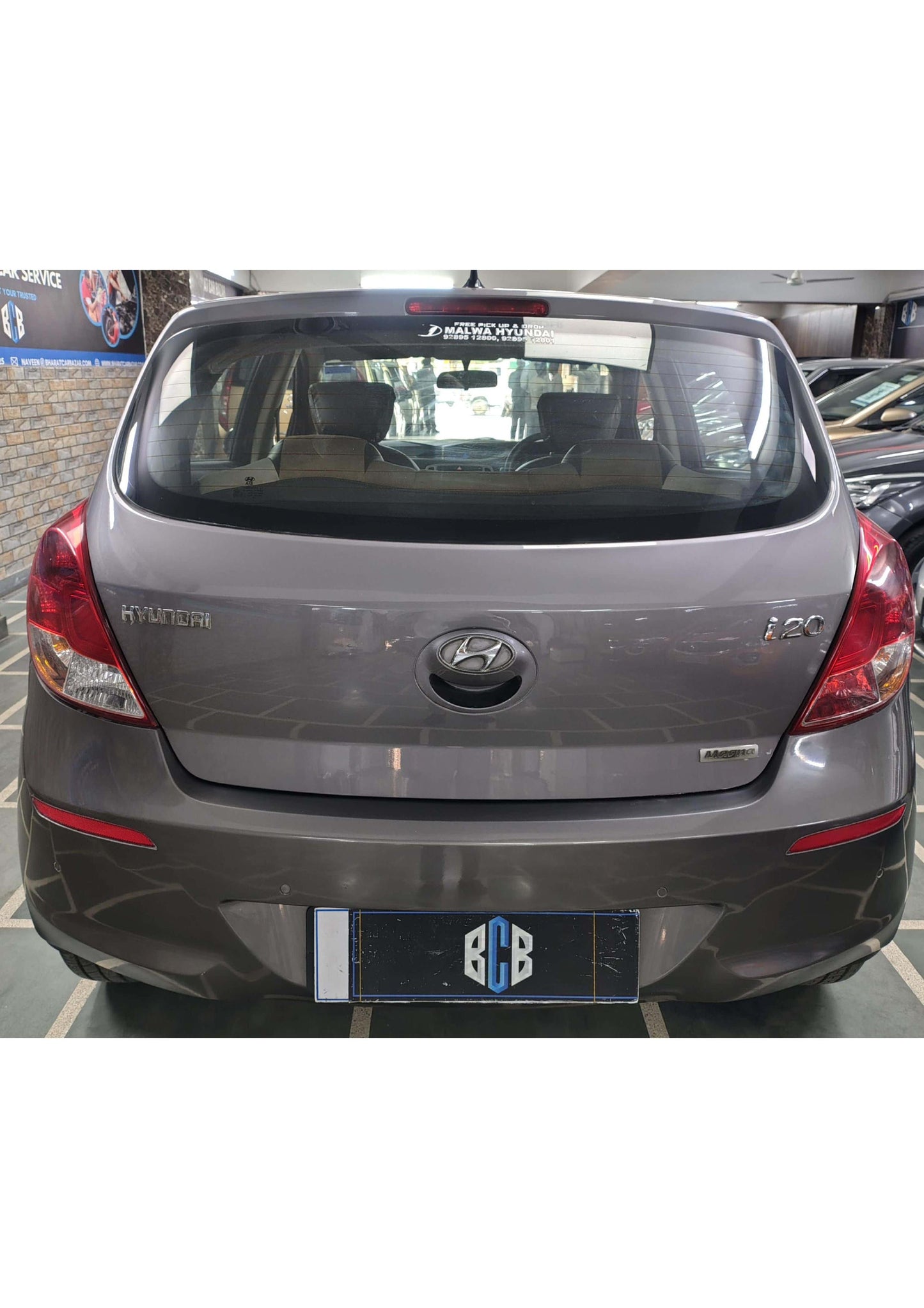 HYUNDAI I20 MAGNA (O) PETROL (2013)