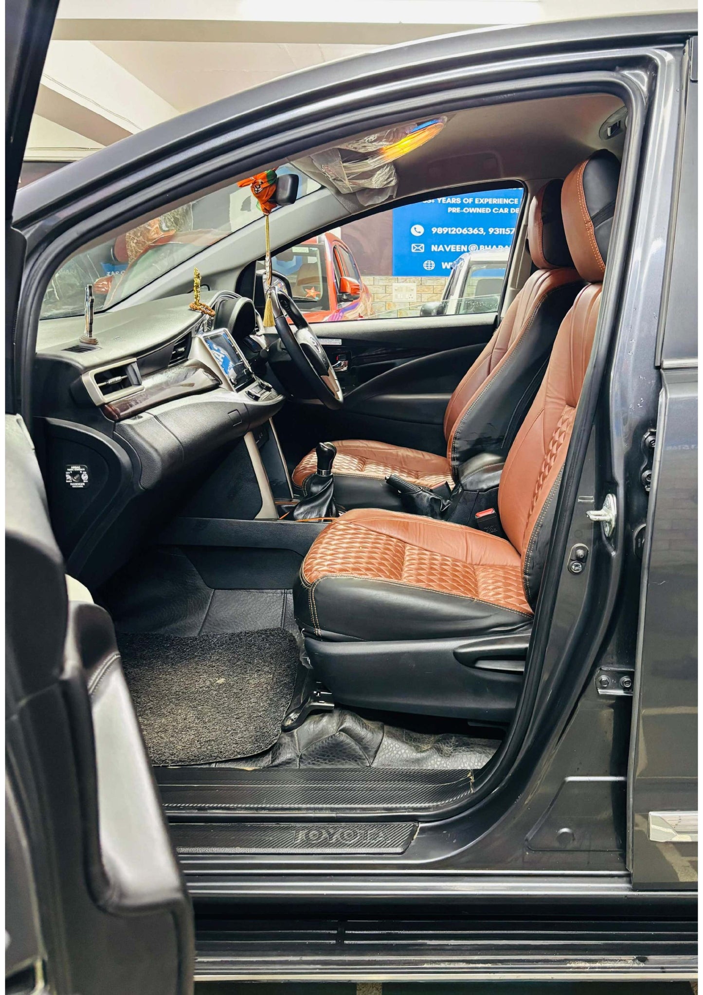 TOYOTA INNOVA CRYSTA V 2.4 MT DIESEL (2022)