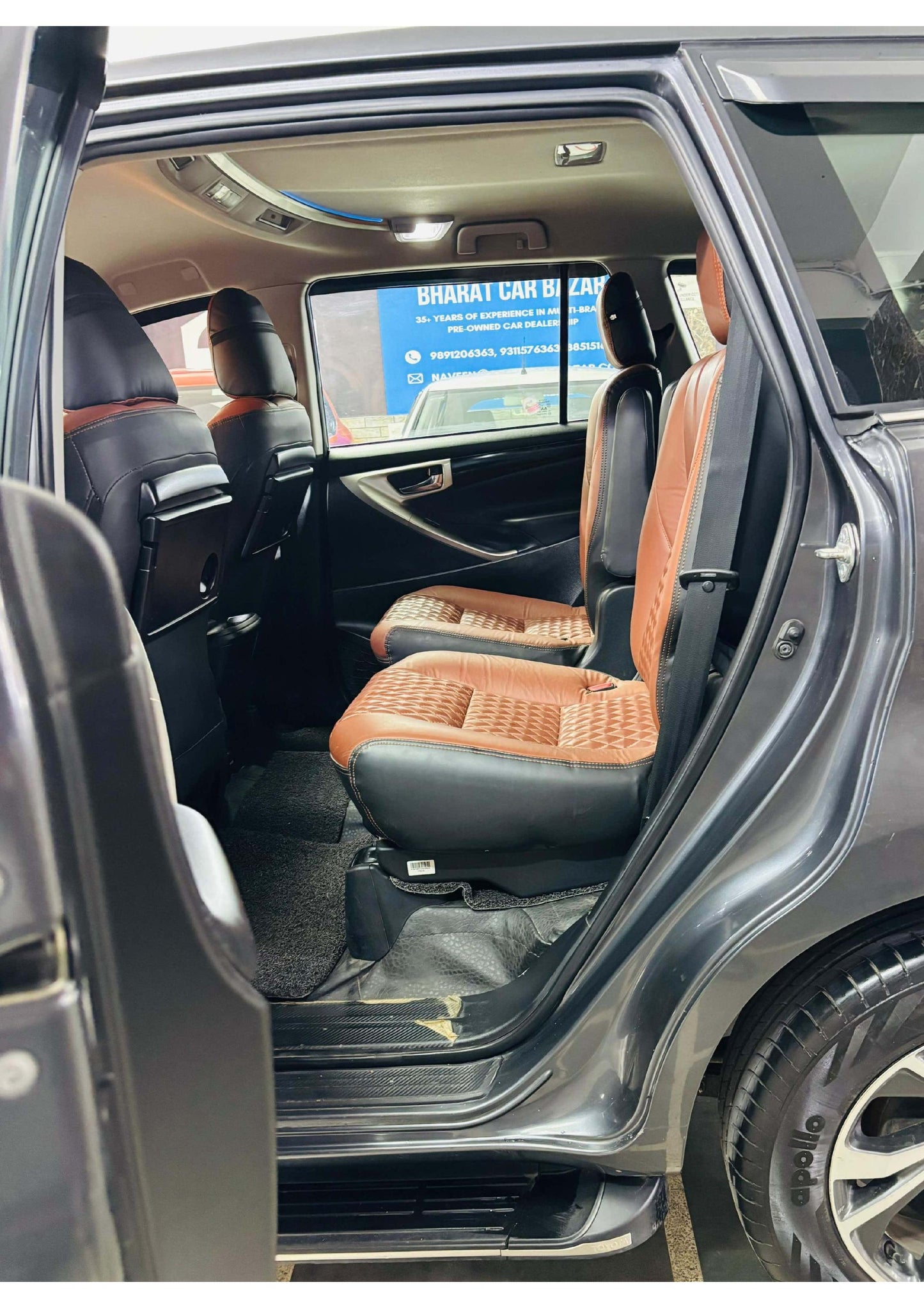 TOYOTA INNOVA CRYSTA V 2.4 MT DIESEL (2022)