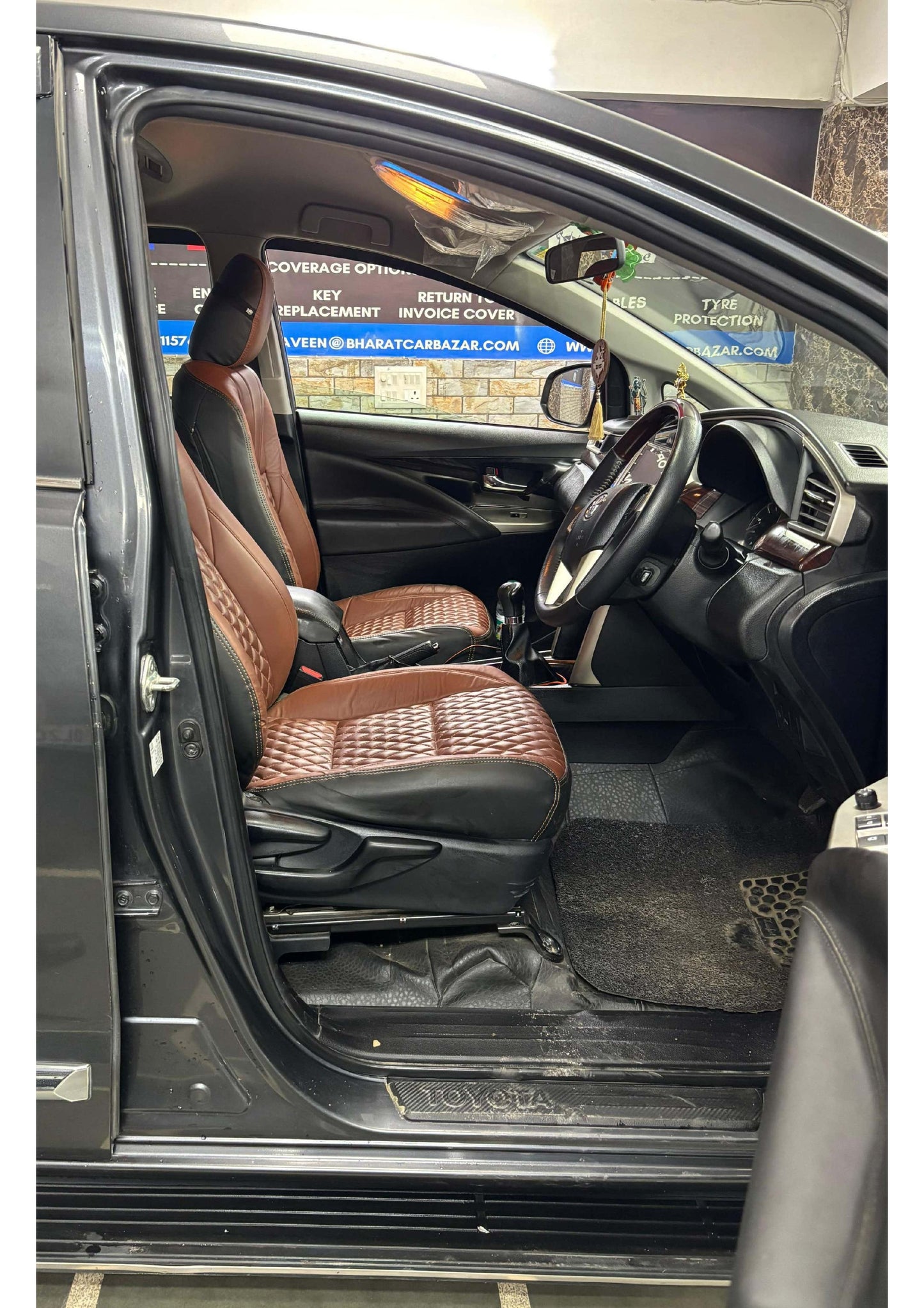 TOYOTA INNOVA CRYSTA V 2.4 MT DIESEL (2022)