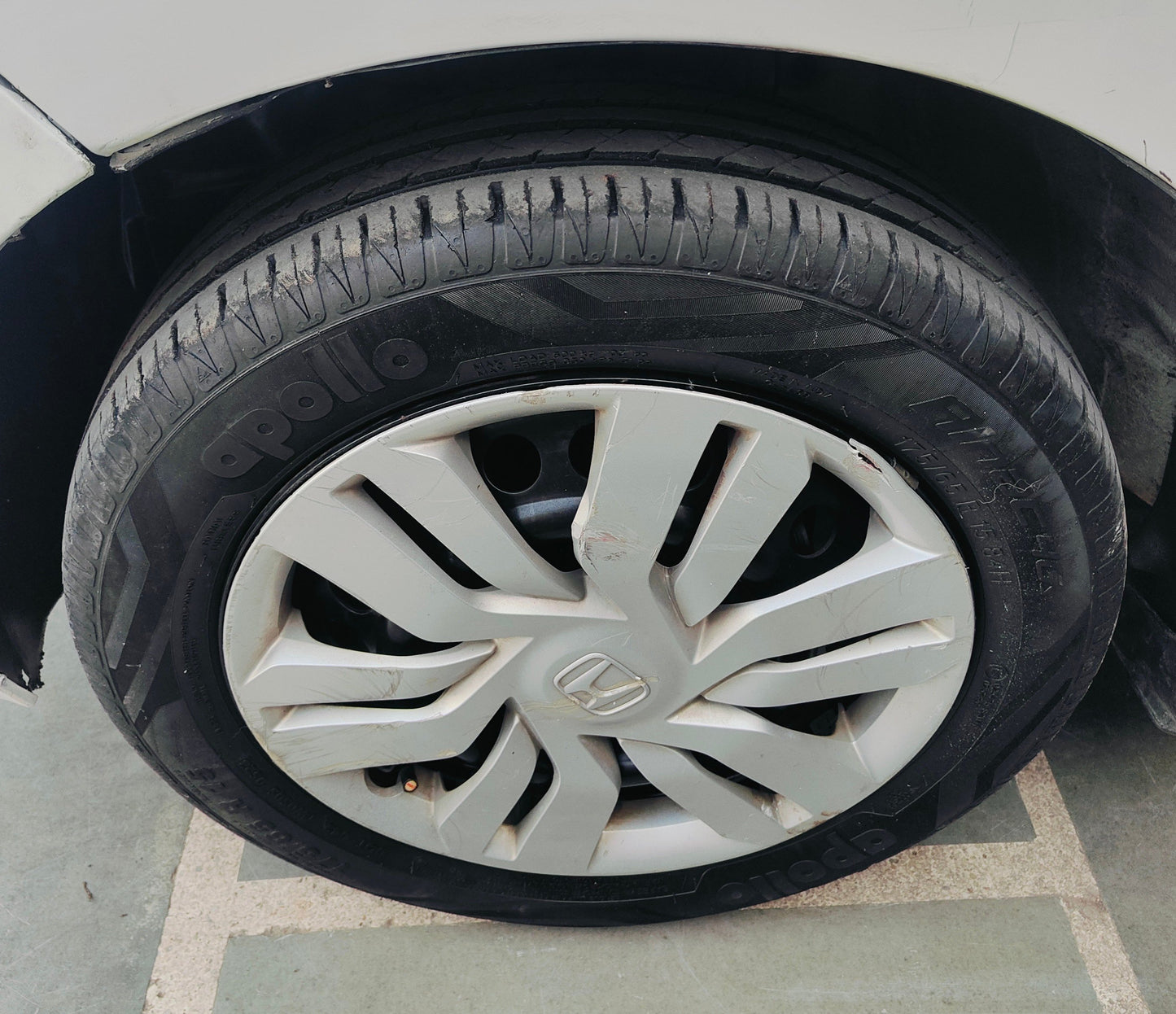 HONDA JAZZ V MT PETROL (2016)