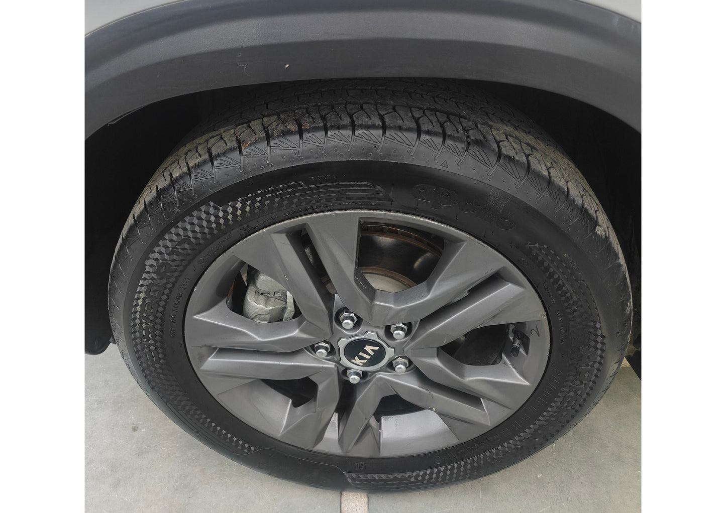 24,000 KMS KIA SELTOS HTE 1.5 PETROL (2023)