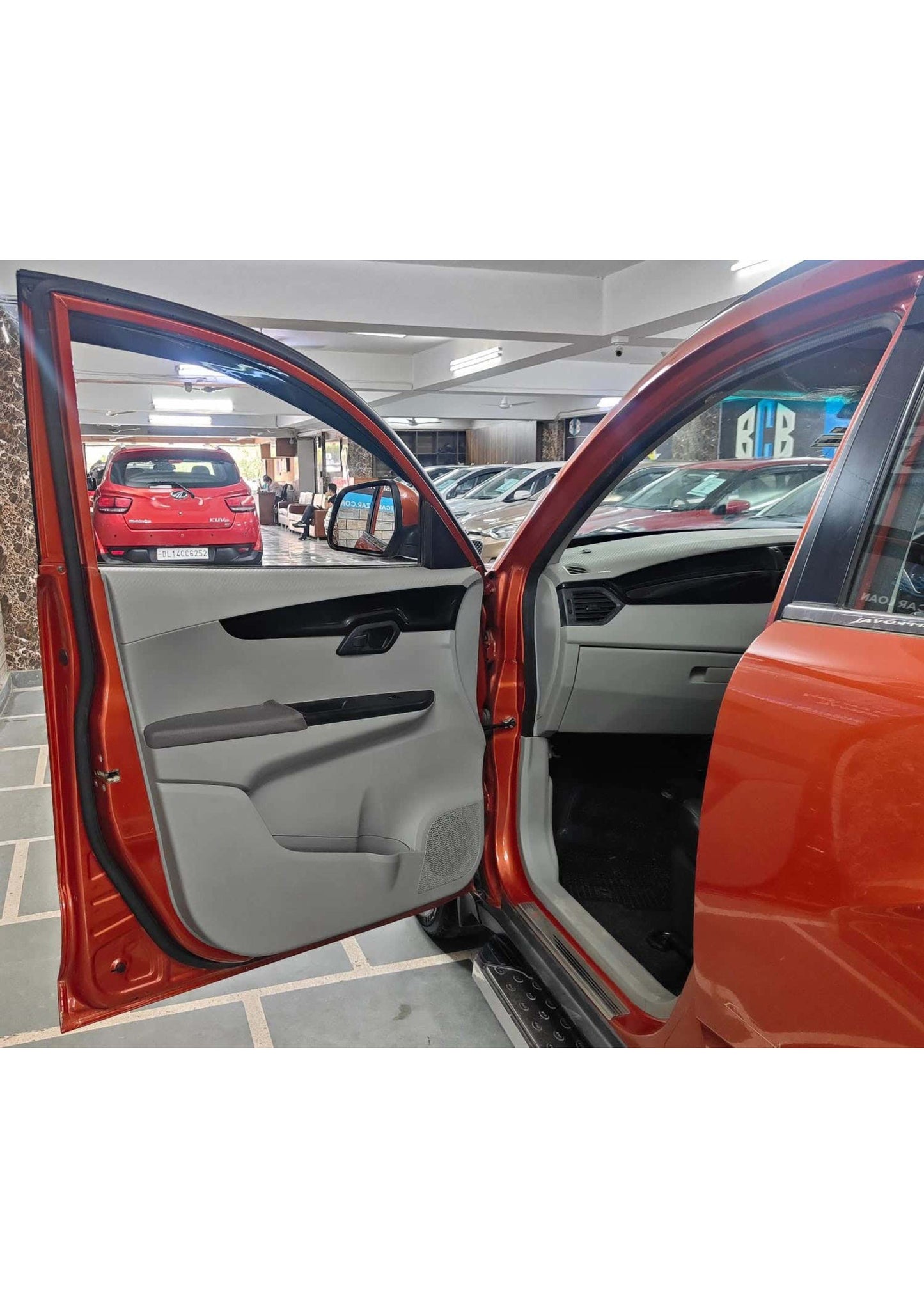 16,000 MAHINDRA KUV 100 K6+ DIESEL (2016)
