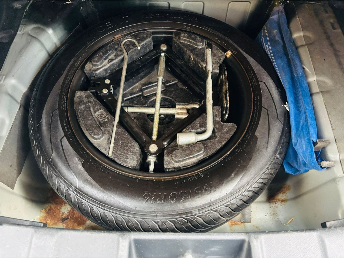 TATA NEXON KRAZ 1.2 PETROL (2018)