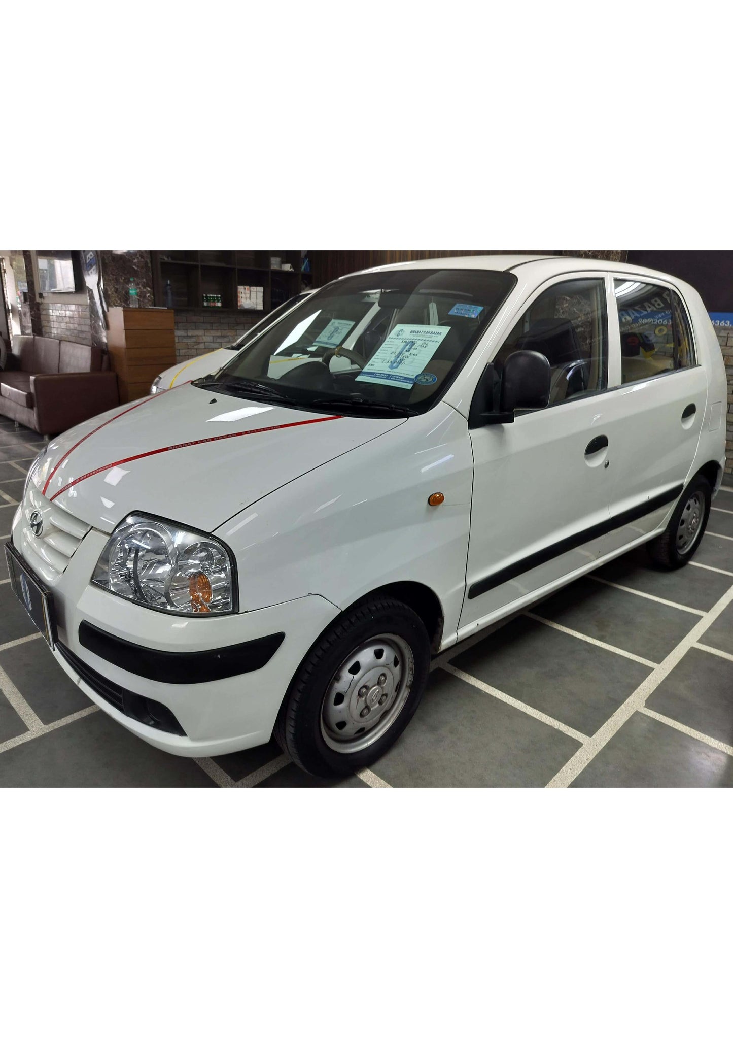 27,000 KMS HYUNDAI SANTRO GL PETROL (2011)