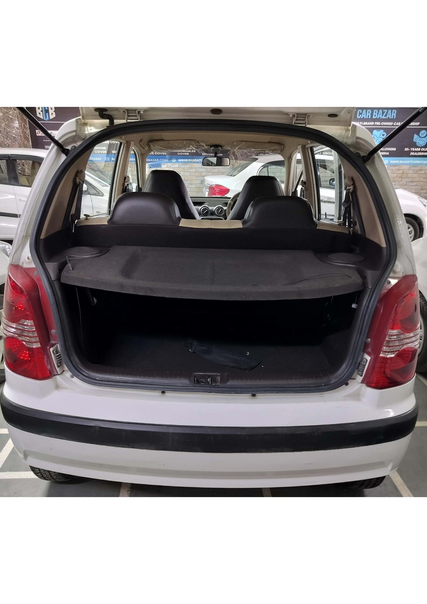27,000 KMS HYUNDAI SANTRO GL PETROL (2011)