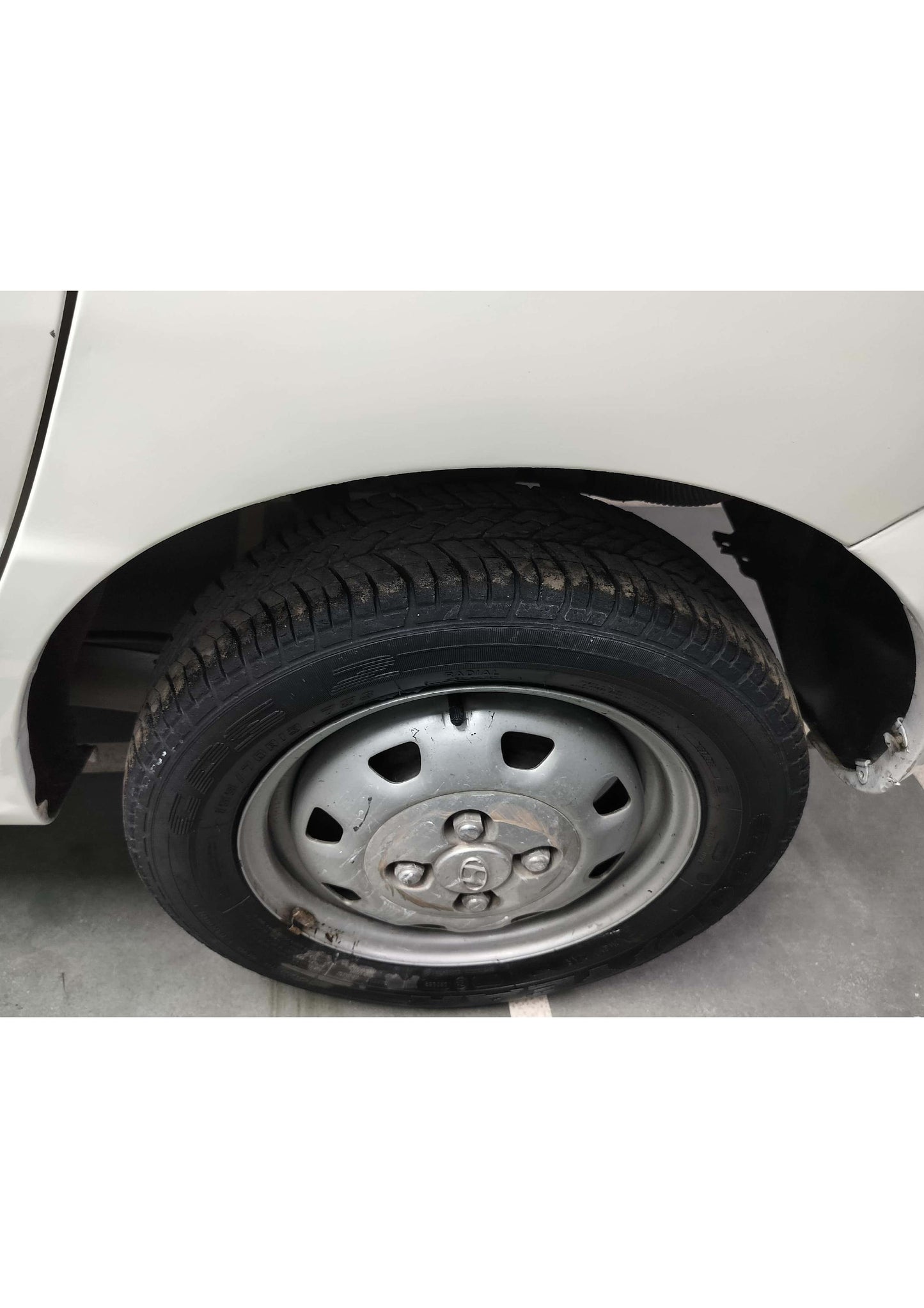 27,000 KMS HYUNDAI SANTRO GL PETROL (2011)