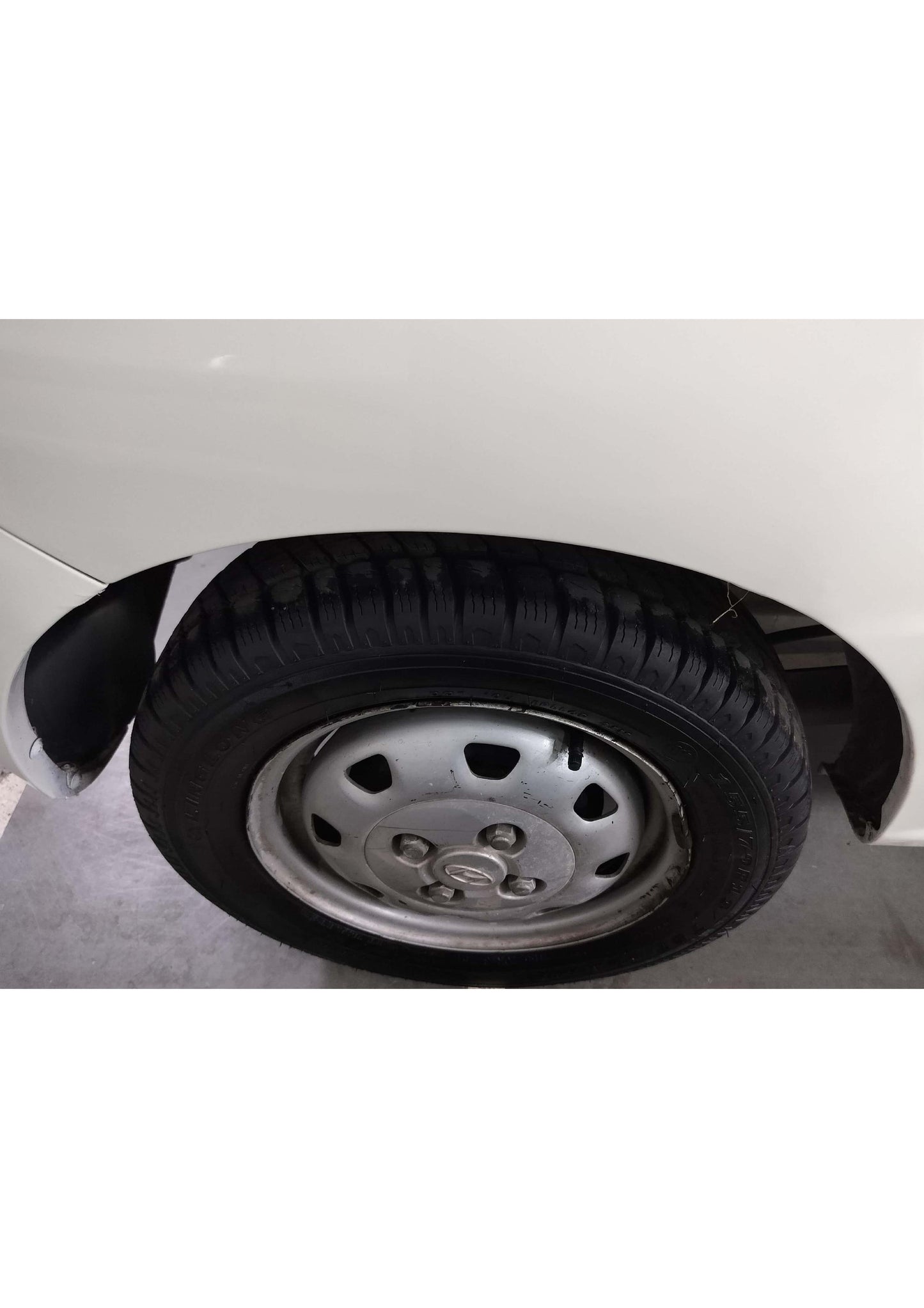 27,000 KMS HYUNDAI SANTRO GL PETROL (2011)