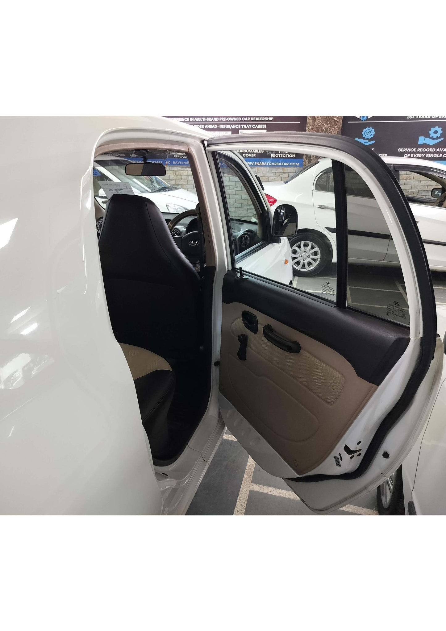 27,000 KMS HYUNDAI SANTRO GL PETROL (2011)