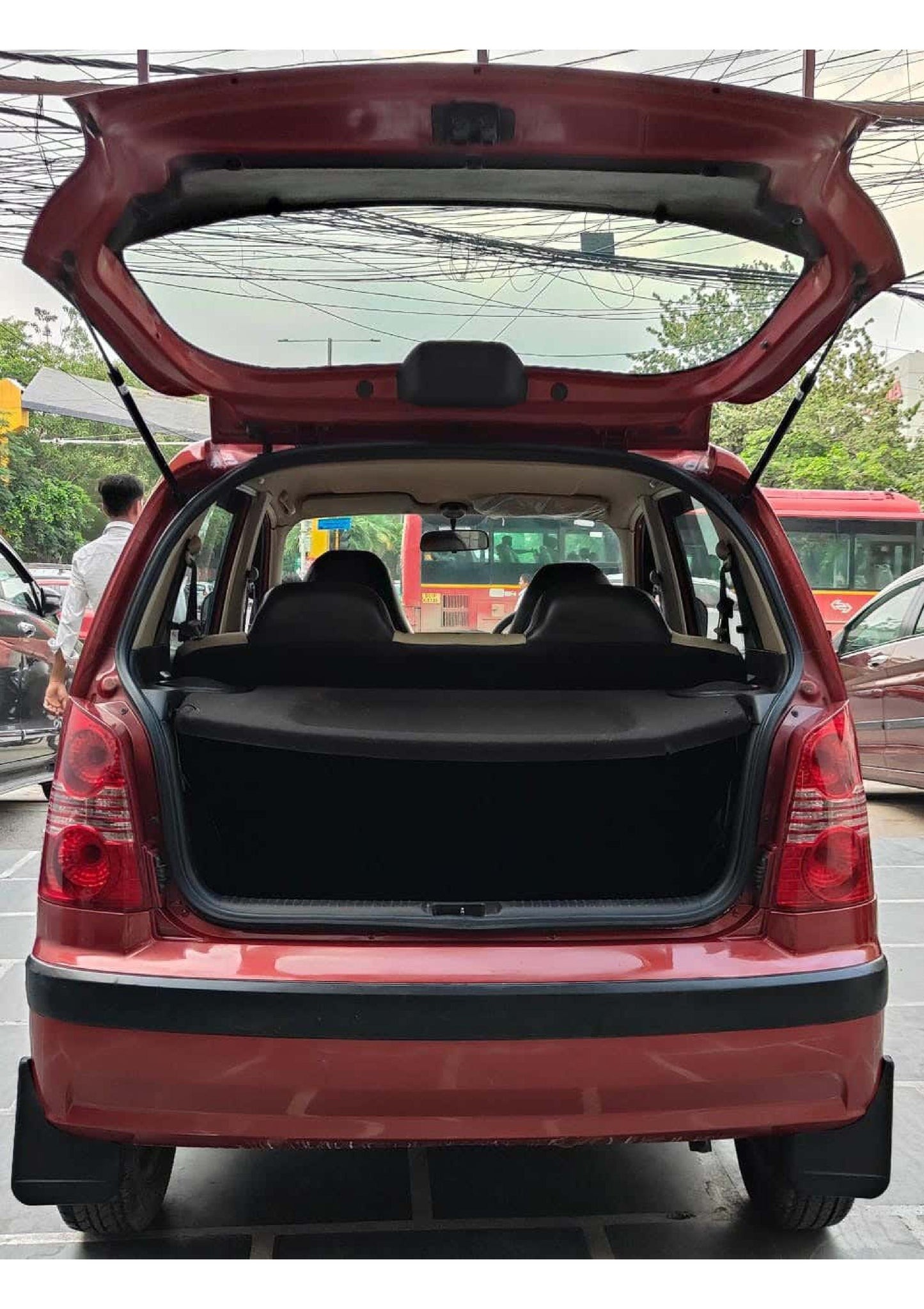 HYUNDAI SANTRO GL PLUS PETROL (2012)