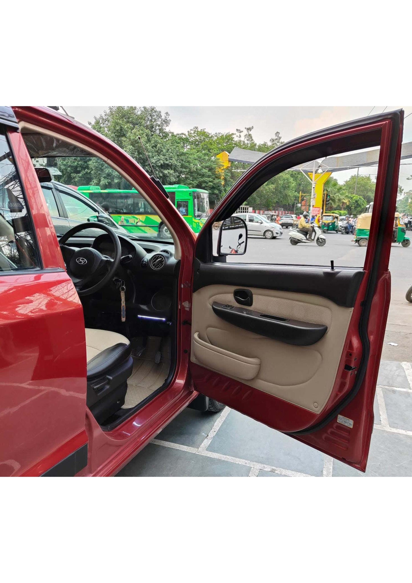 HYUNDAI SANTRO GL PLUS PETROL (2012)