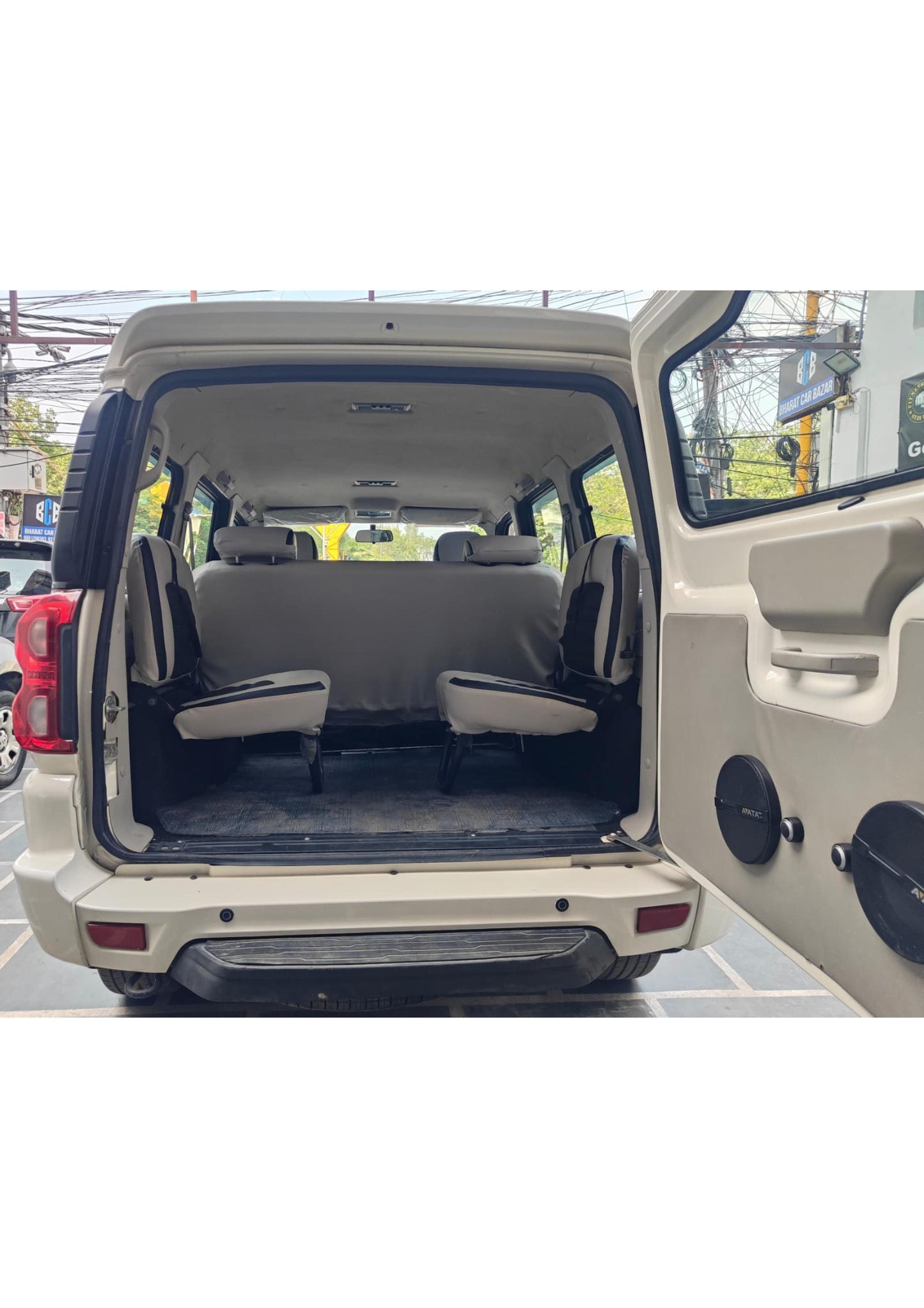 21,000 KMS MAHINDRA SCORPIO S4 DIESEL (2020)