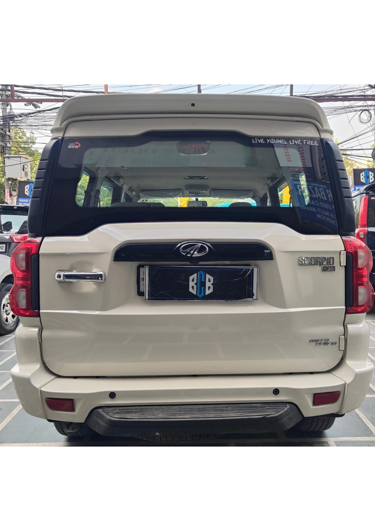 21,000 KMS MAHINDRA SCORPIO S4 DIESEL (2020)