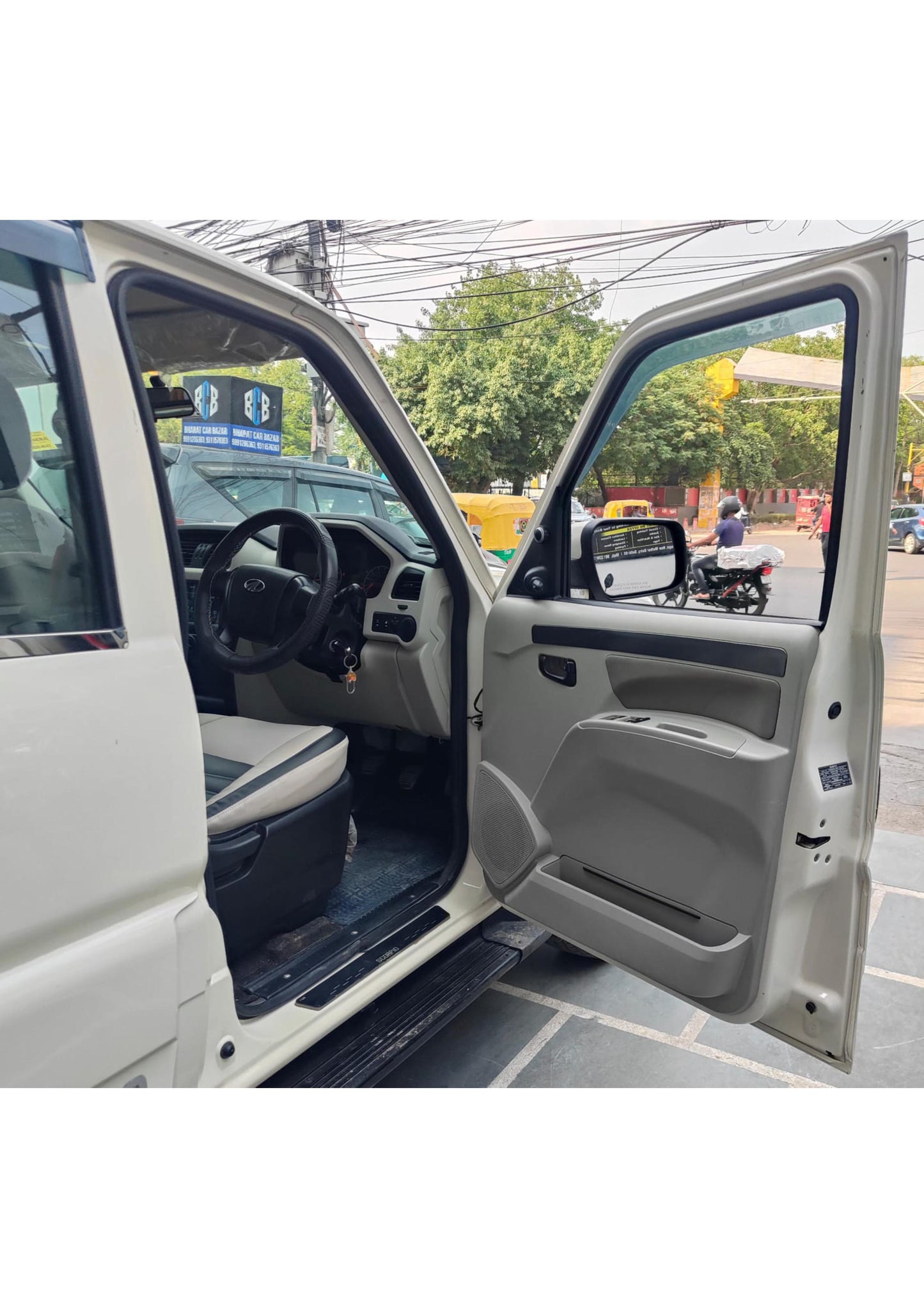 21,000 KMS MAHINDRA SCORPIO S4 DIESEL (2020)