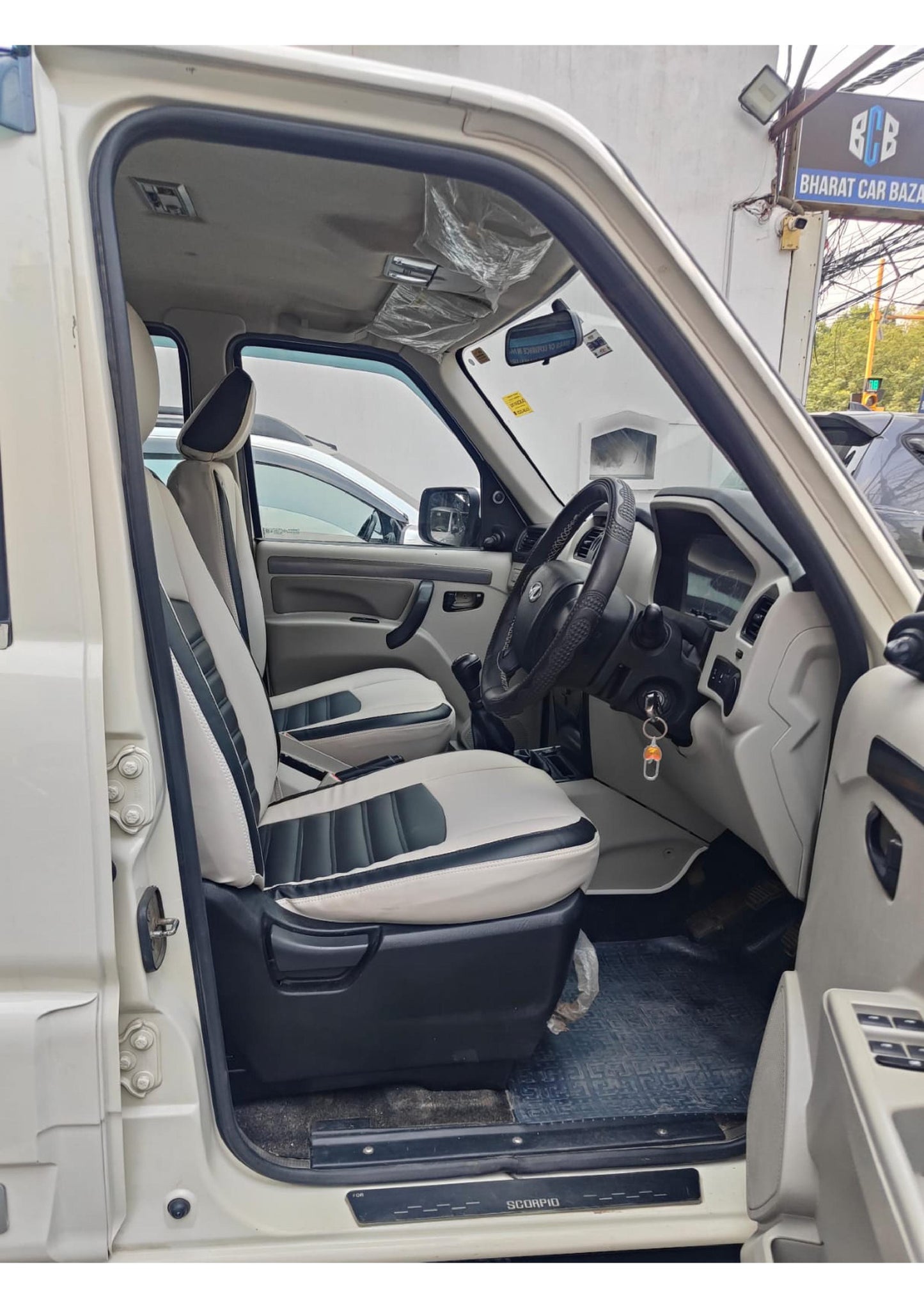 21,000 KMS MAHINDRA SCORPIO S4 DIESEL (2020)