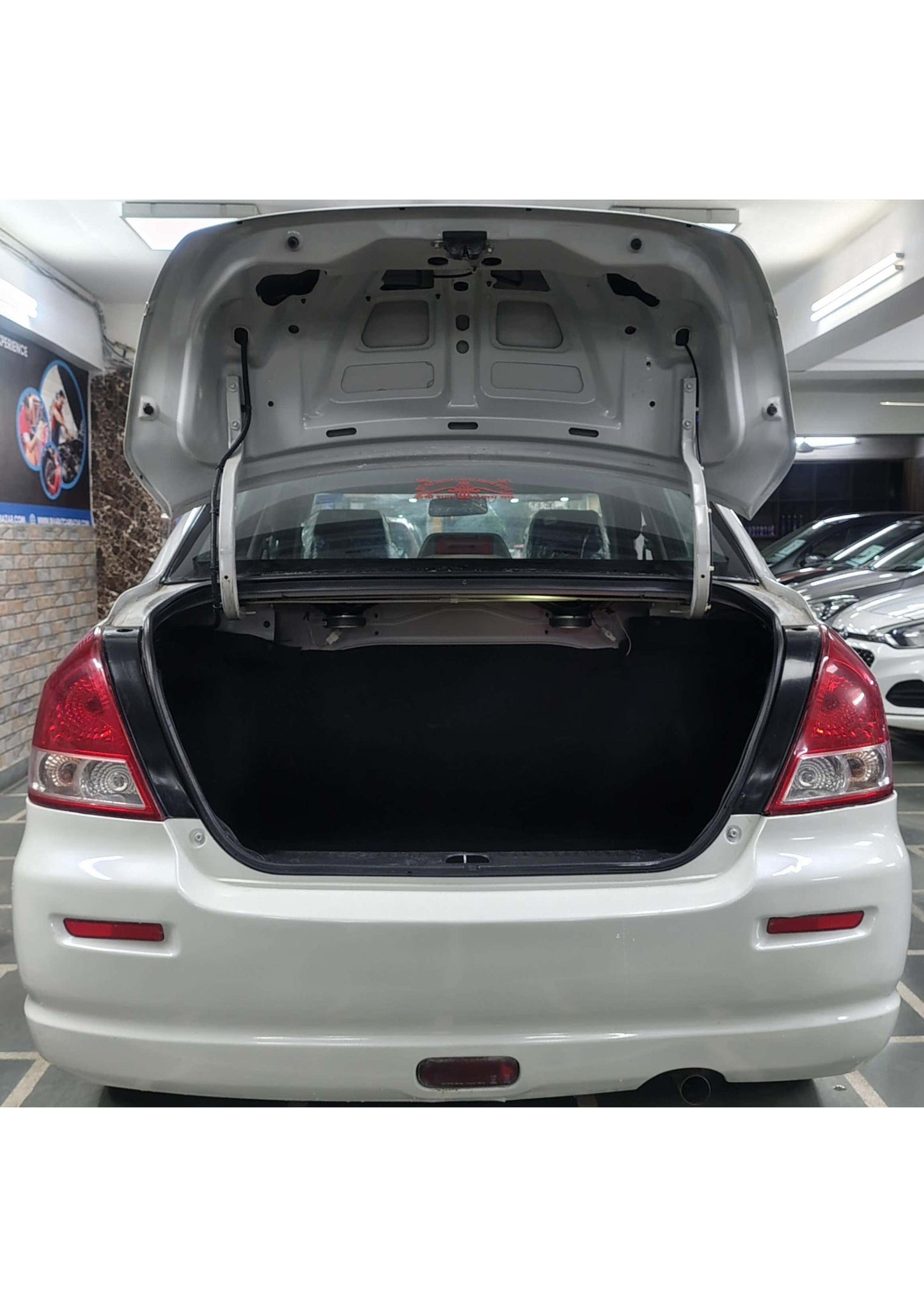 MARUTI DZIRE LXI PETROL (2010)
