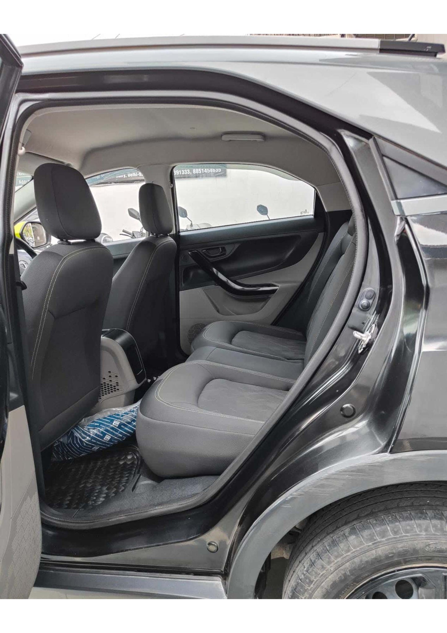 24,000 KMS TATA NEXON KRAZ PETROL (2019)