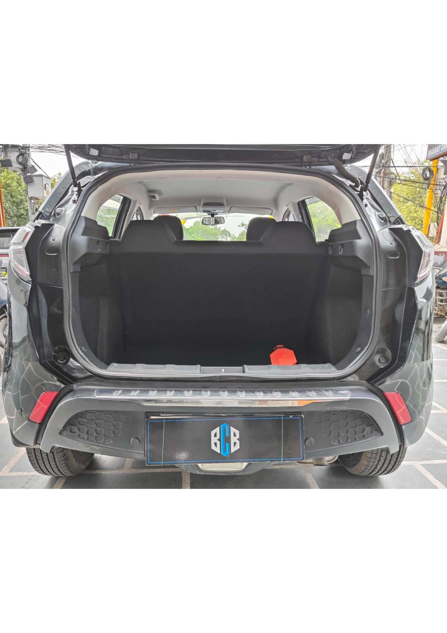 24,000 KMS TATA NEXON KRAZ PETROL (2019)