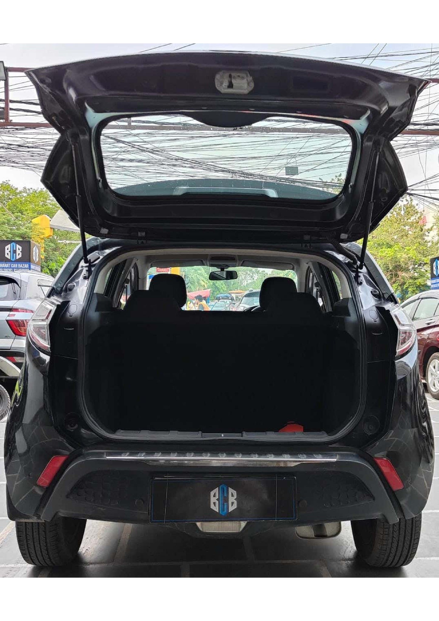 24,000 KMS TATA NEXON KRAZ PETROL (2019)