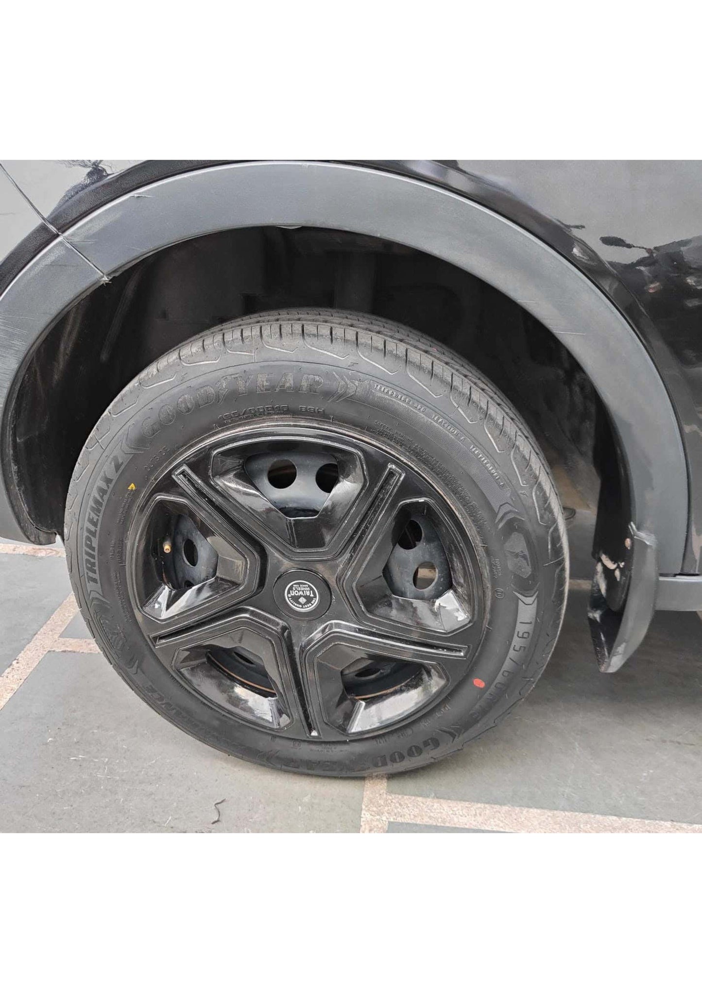 24,000 KMS TATA NEXON KRAZ PETROL (2019)
