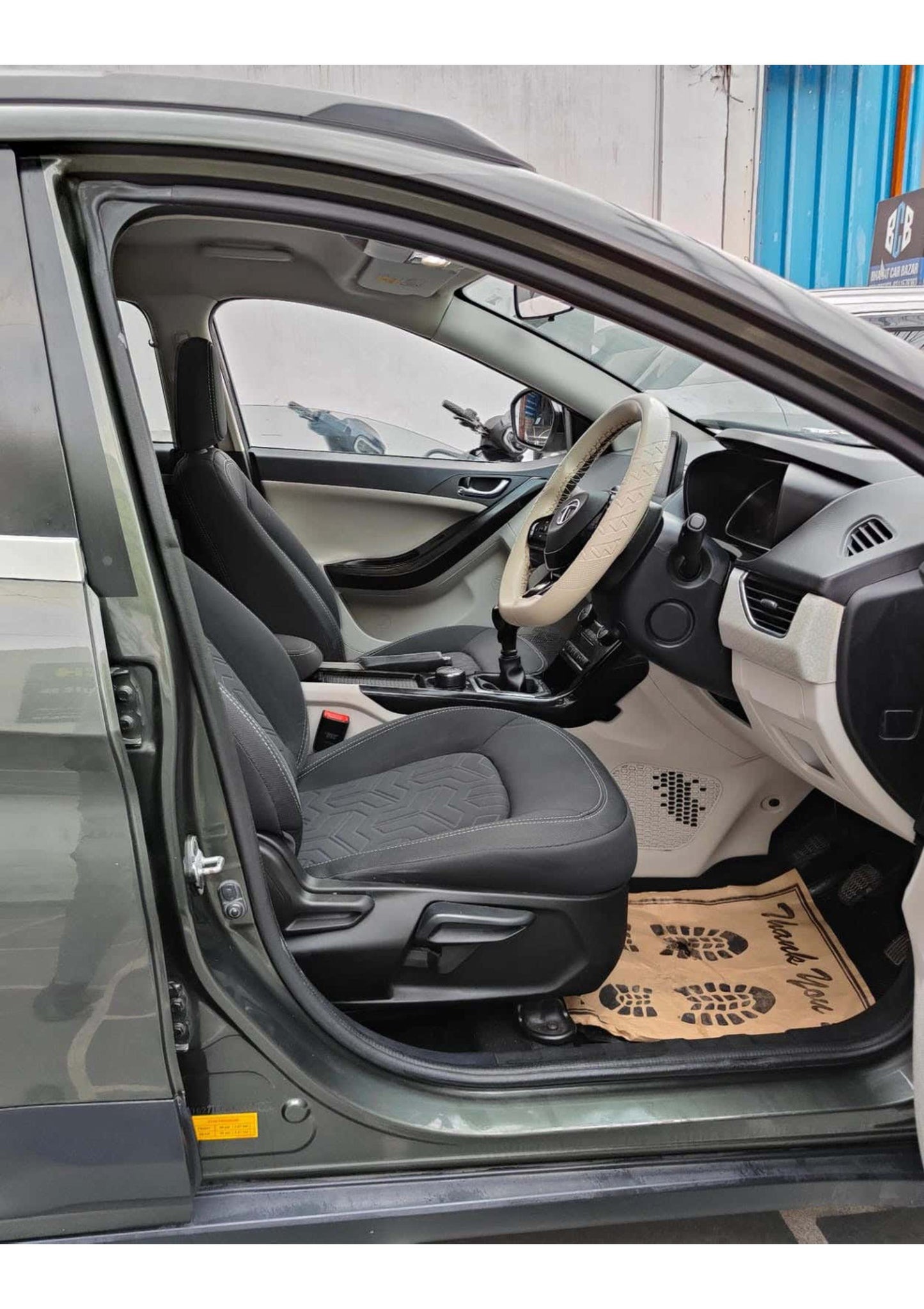 TATA NEXON XZ+ 1.2 PETROL (2021)