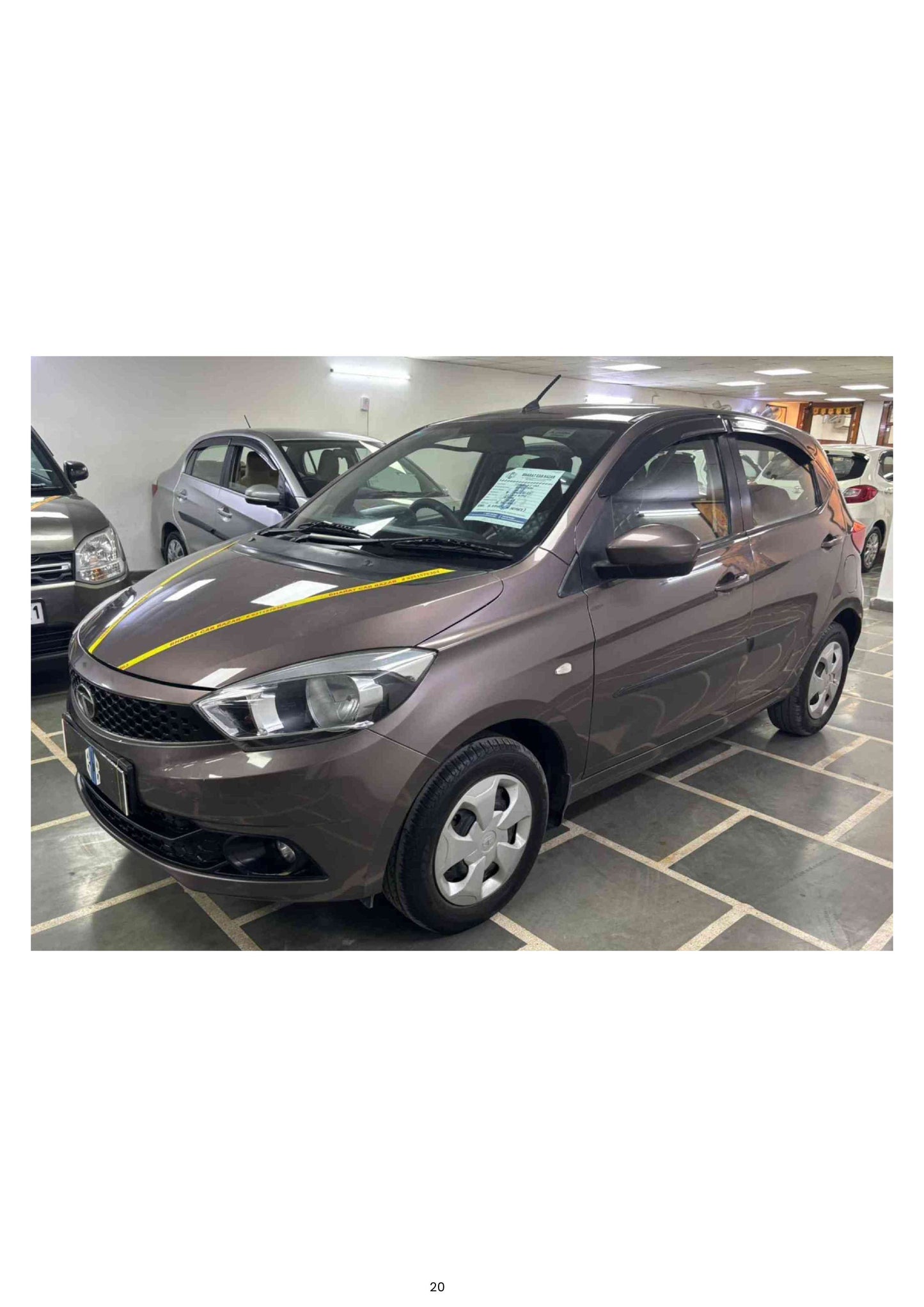 10,000 KMS TATA TIAGO XT (O) PETROL (2016)