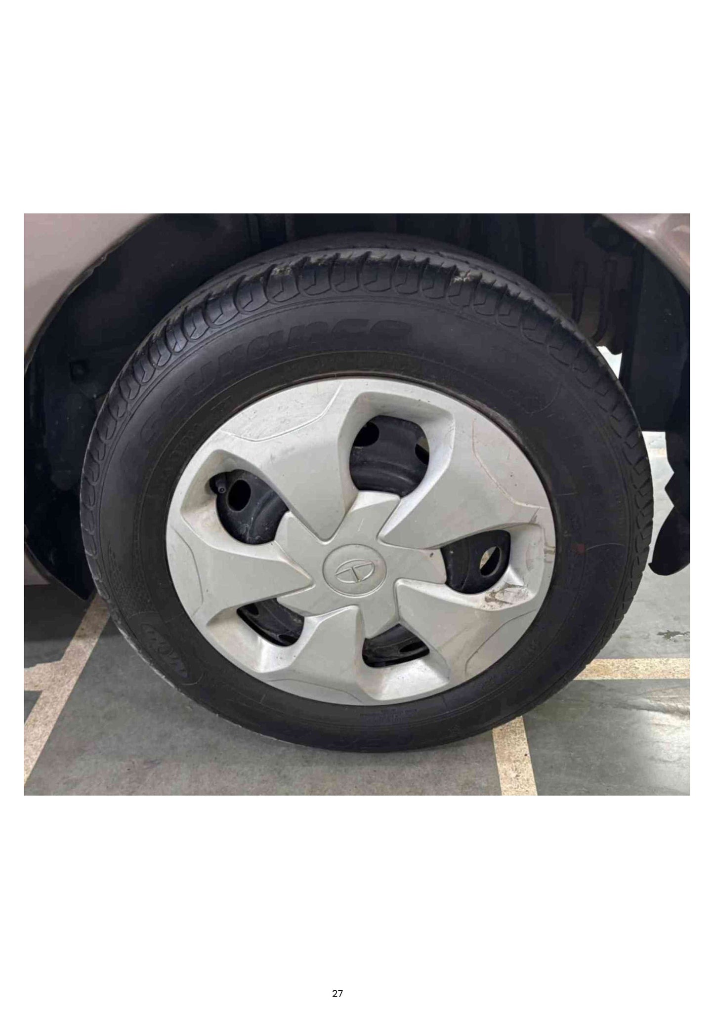 10,000 KMS TATA TIAGO XT (O) PETROL (2016)