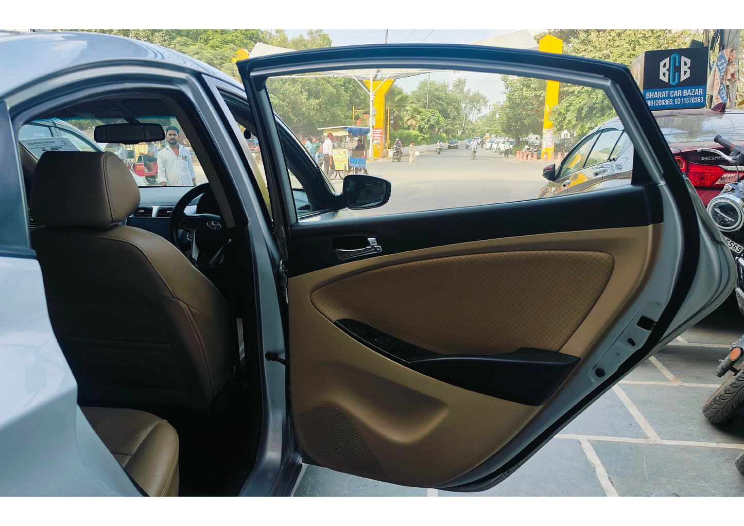HYUNDAI VERNA SX AUTO PETROL (2013)