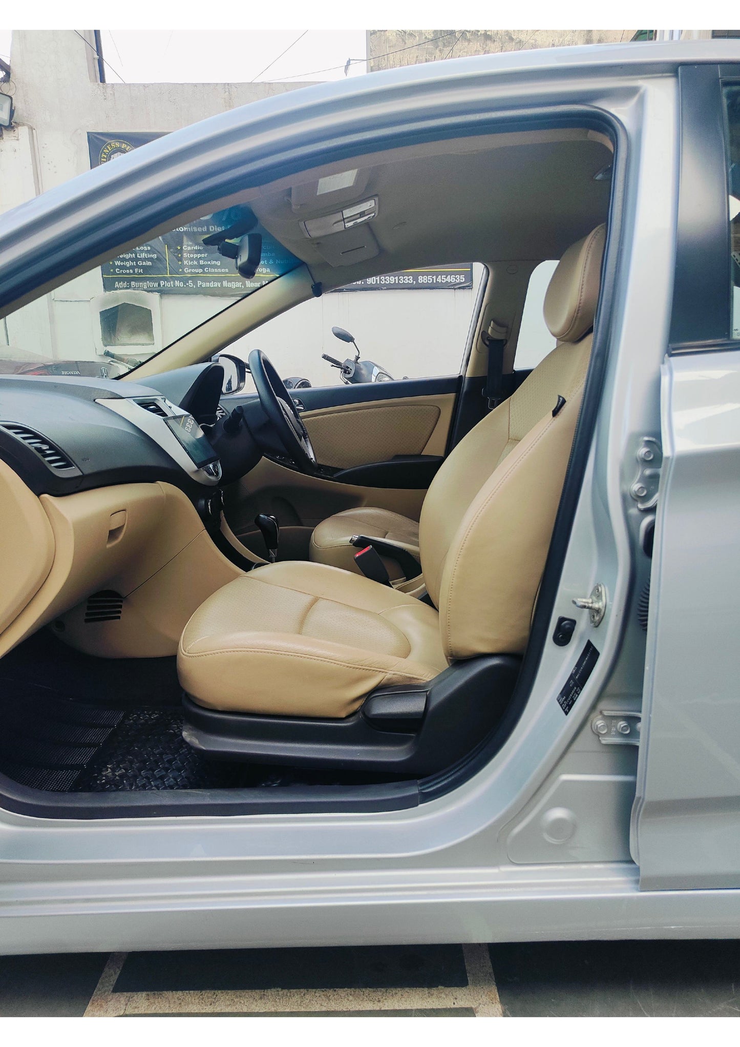 HYUNDAI VERNA SX AUTO PETROL (2013)