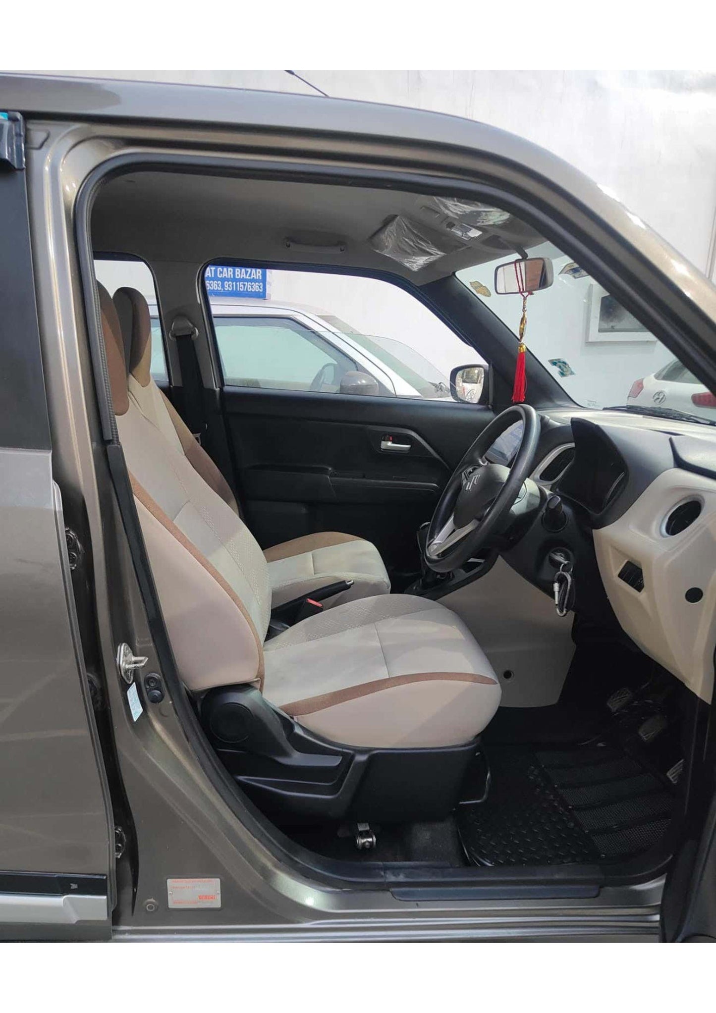 19,000 KMS MARUTI WAGONR ZXI 1.2 PETROL (2019)