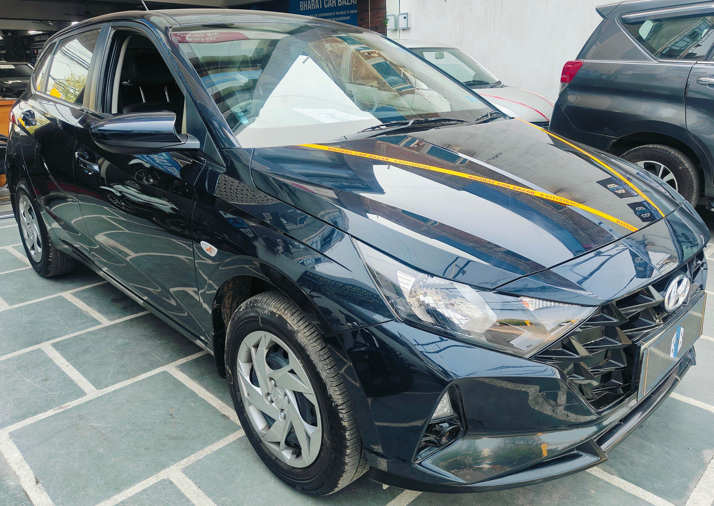8600 KMS HYUNDAI I20 MAGNA PETROL (2021)