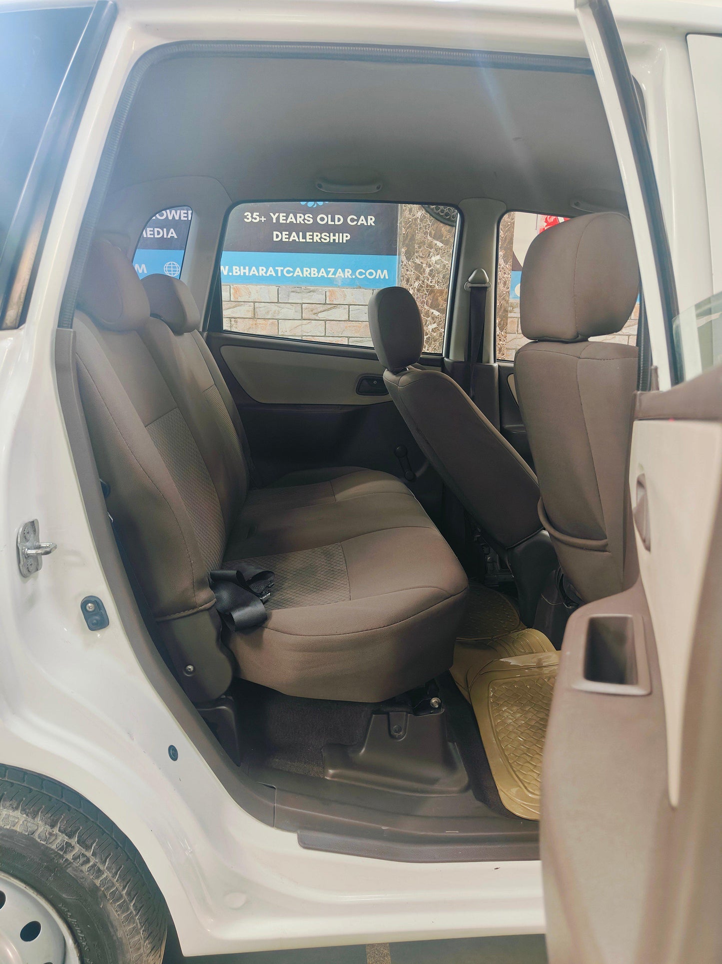 MARUTI ZEN ESTILO LXI PETROL (2010)