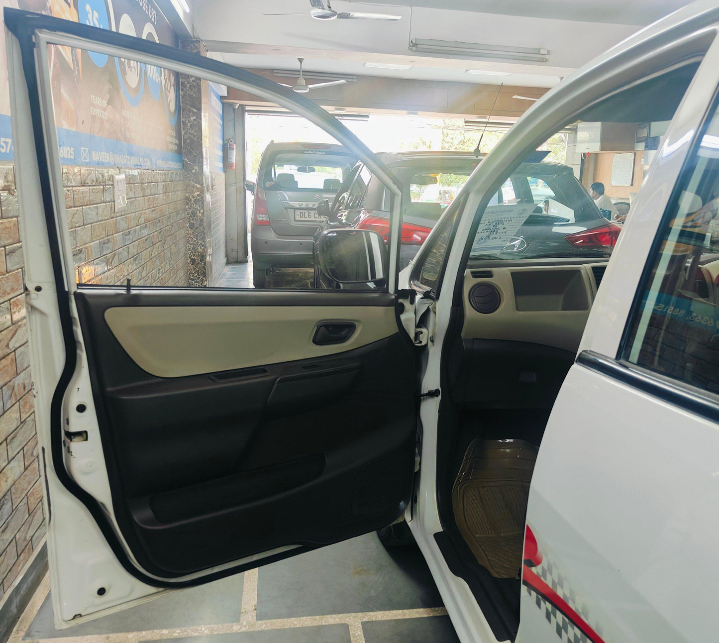 MARUTI ZEN ESTILO LXI PETROL (2010)