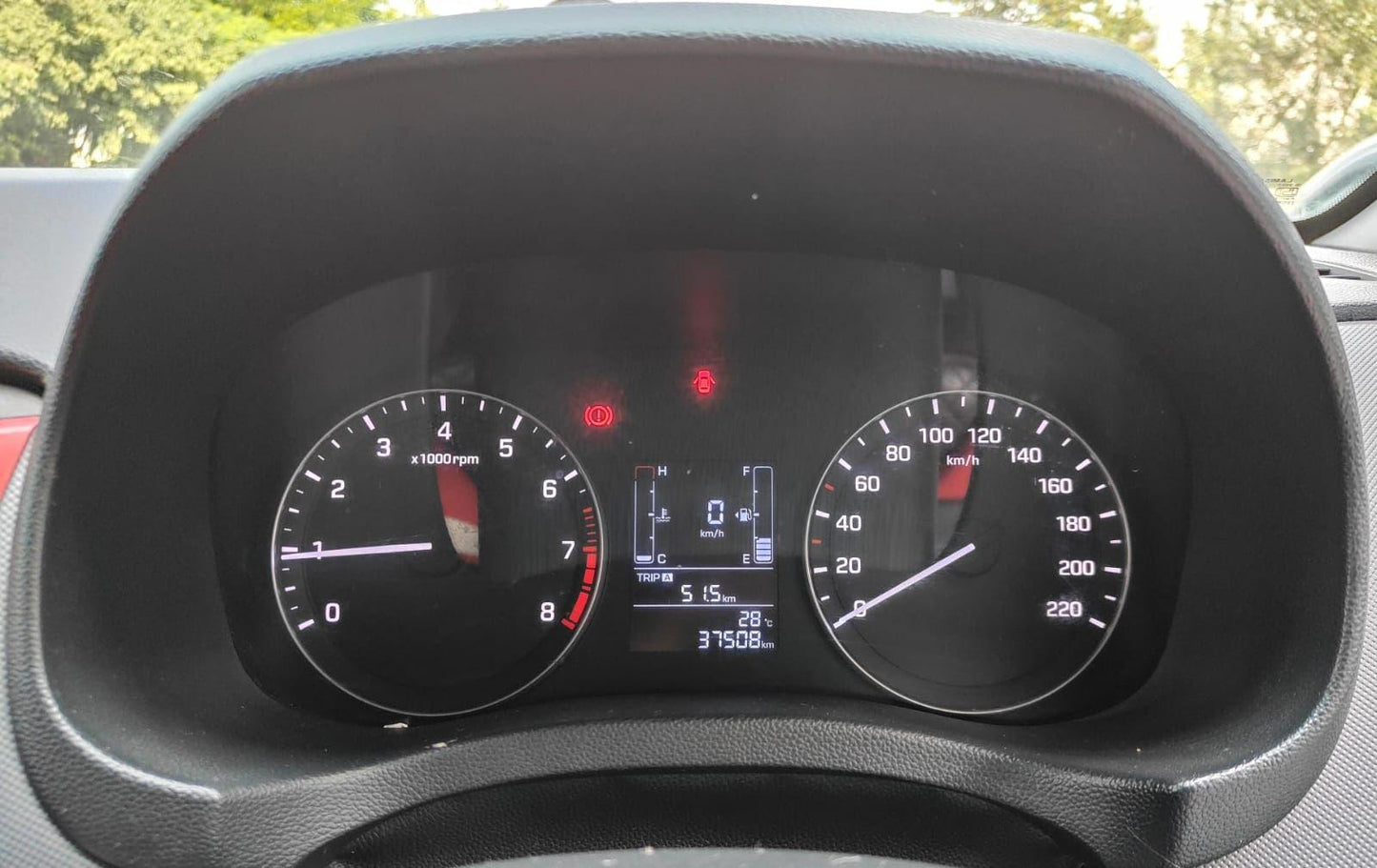 37,000 KMS HYUNDAI CRETA SX+ PETROL (2017)