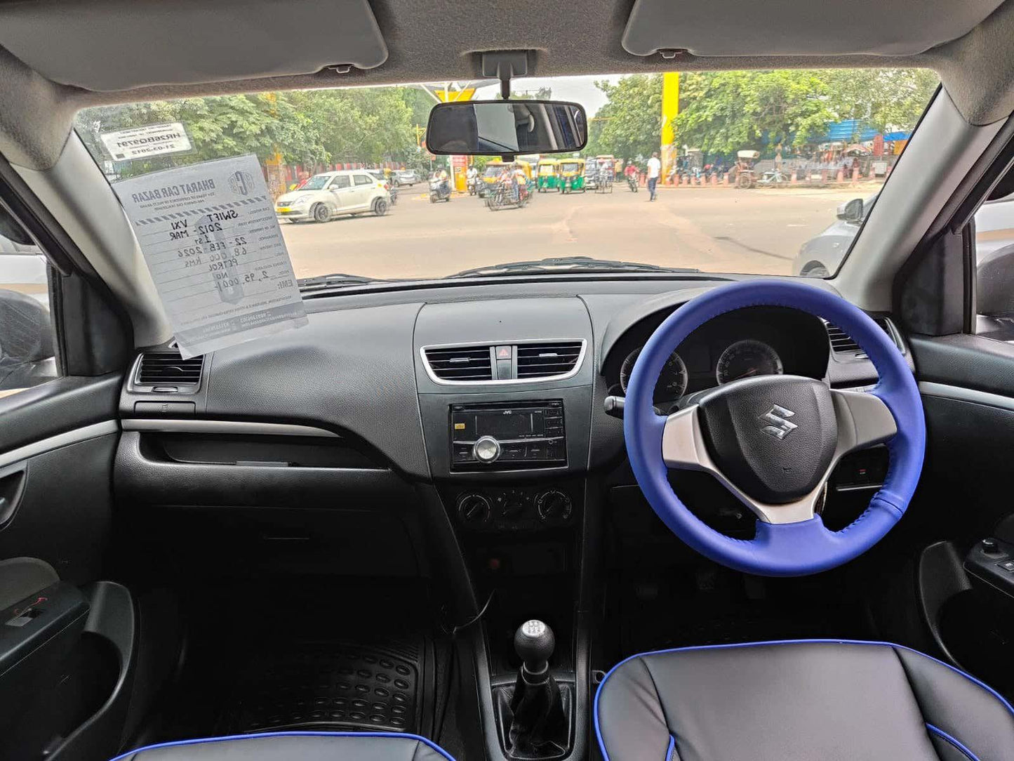 MARUTI SWIFT VXI PETROL (2012)