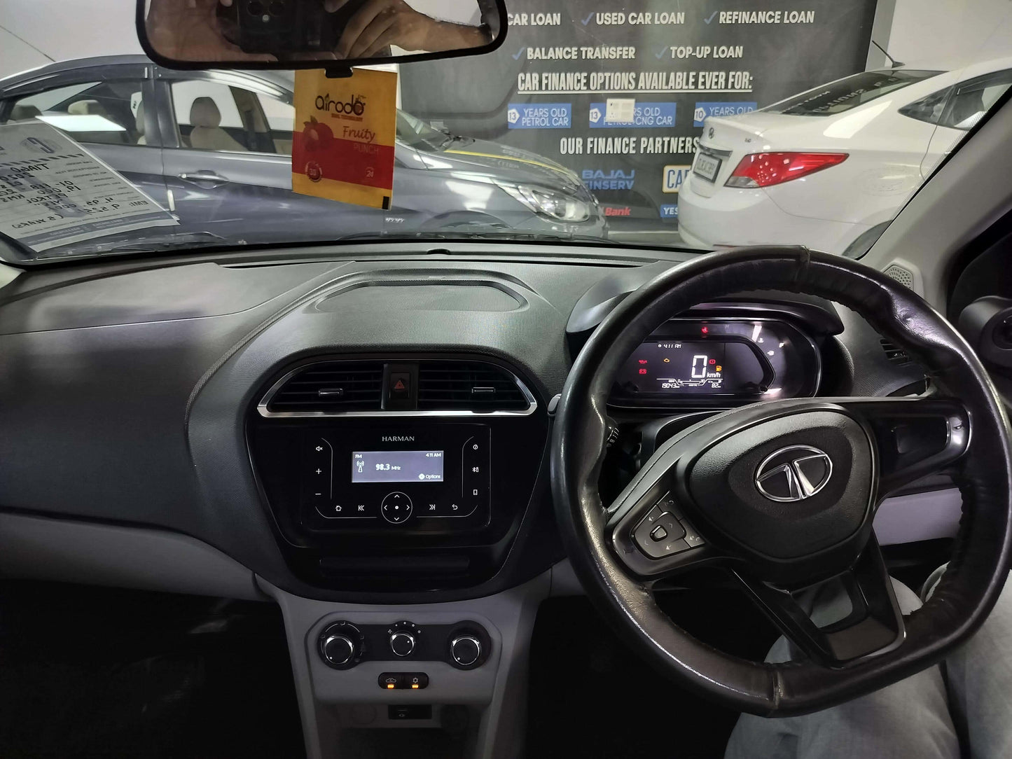 19,000 KMS TATA TIAGO XT 1.2 PETROL (2020)