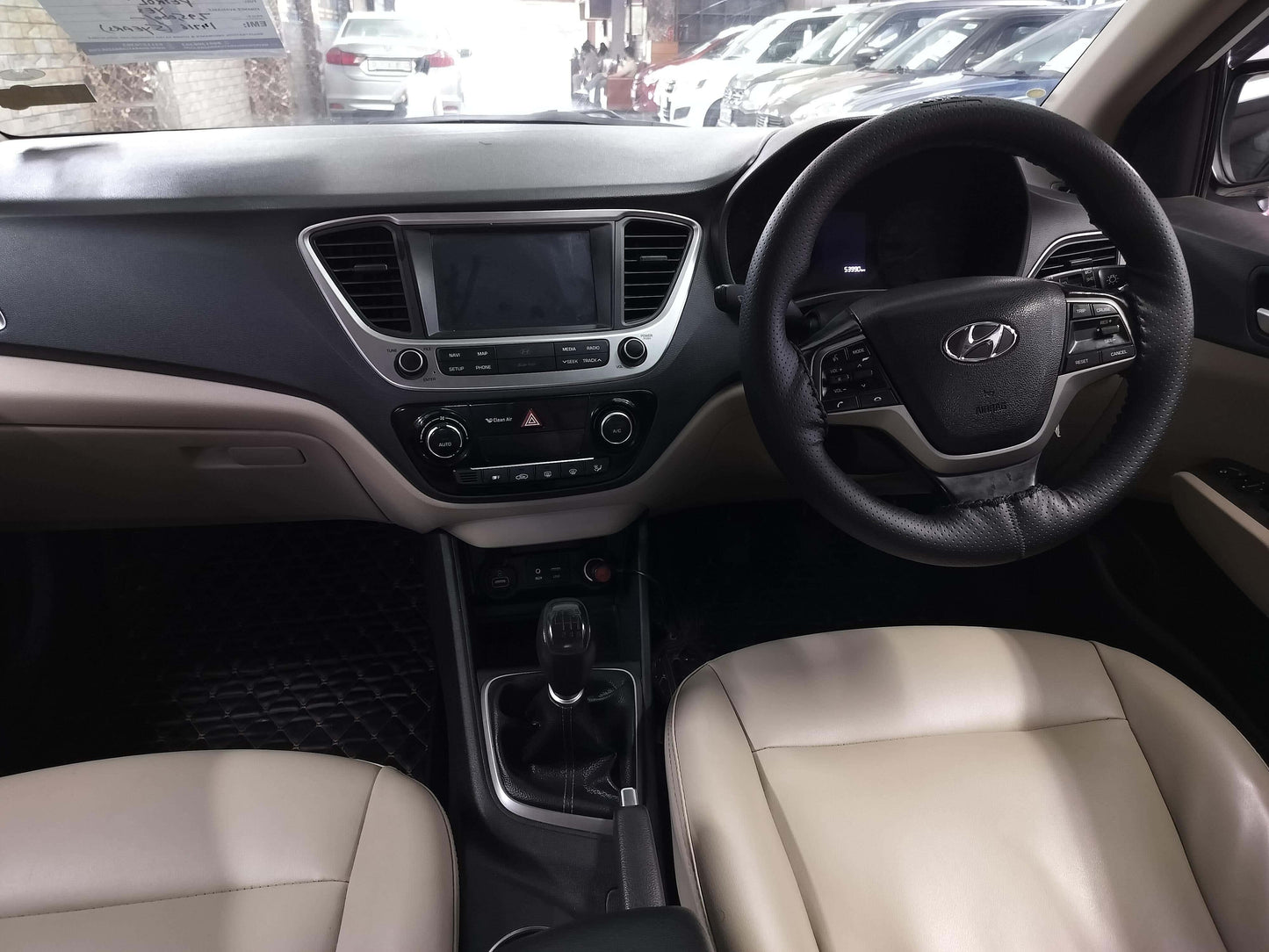 HYUNDAI VERNA SX 1.6 PETROL (2018)