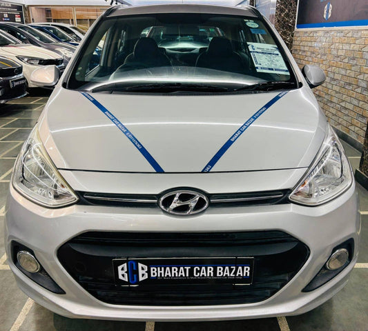 12,000 KMS HYUNDAI GRAND I10 1.2 SPORTZ (2016)