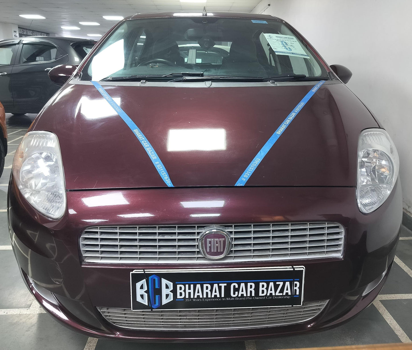 30,000 KMS FIAT PUNTO EMOTION PETROL (2014)