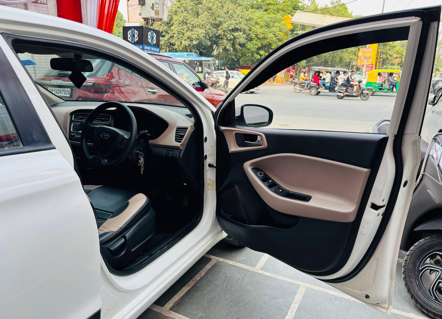 30,000 KMS HYUNDAI I20 MAGNA PETROL (2018)