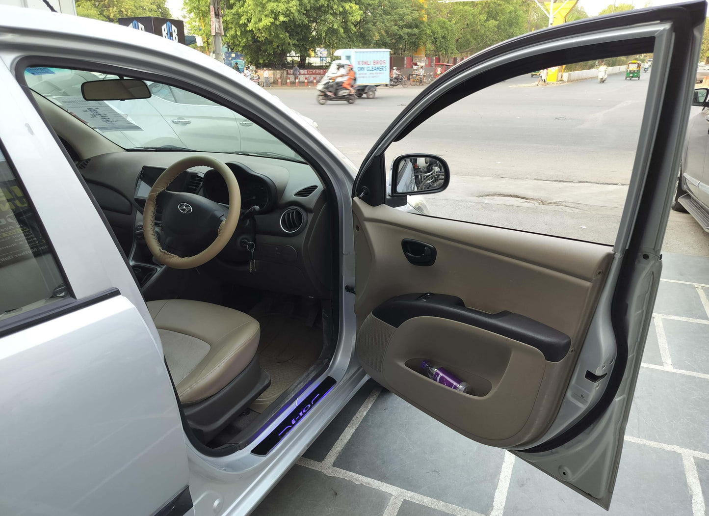 28,000 KMS HYUNDAI I10 ERA PETROL (2013)