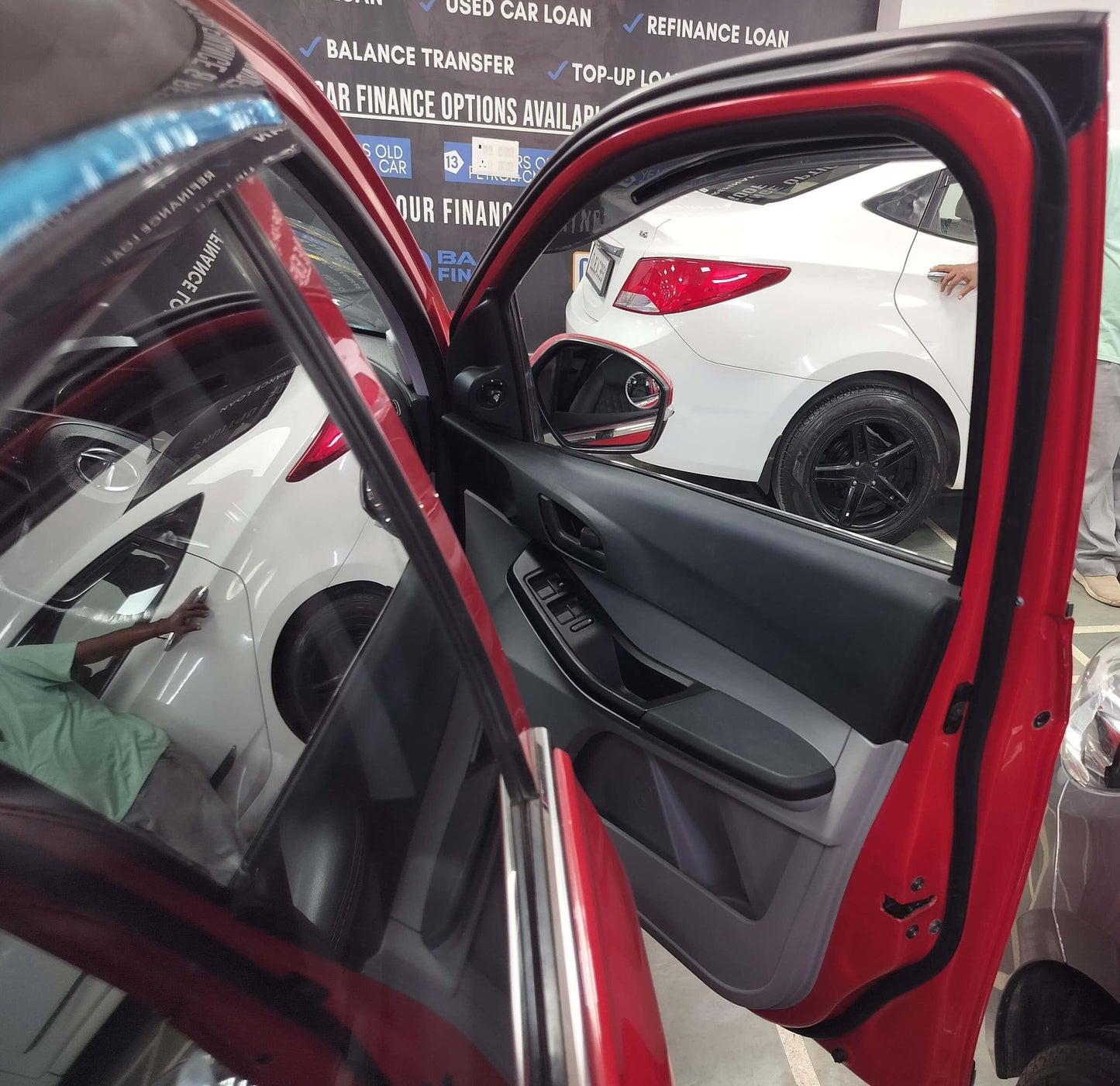 19,000 KMS TATA TIAGO XT 1.2 PETROL (2020)