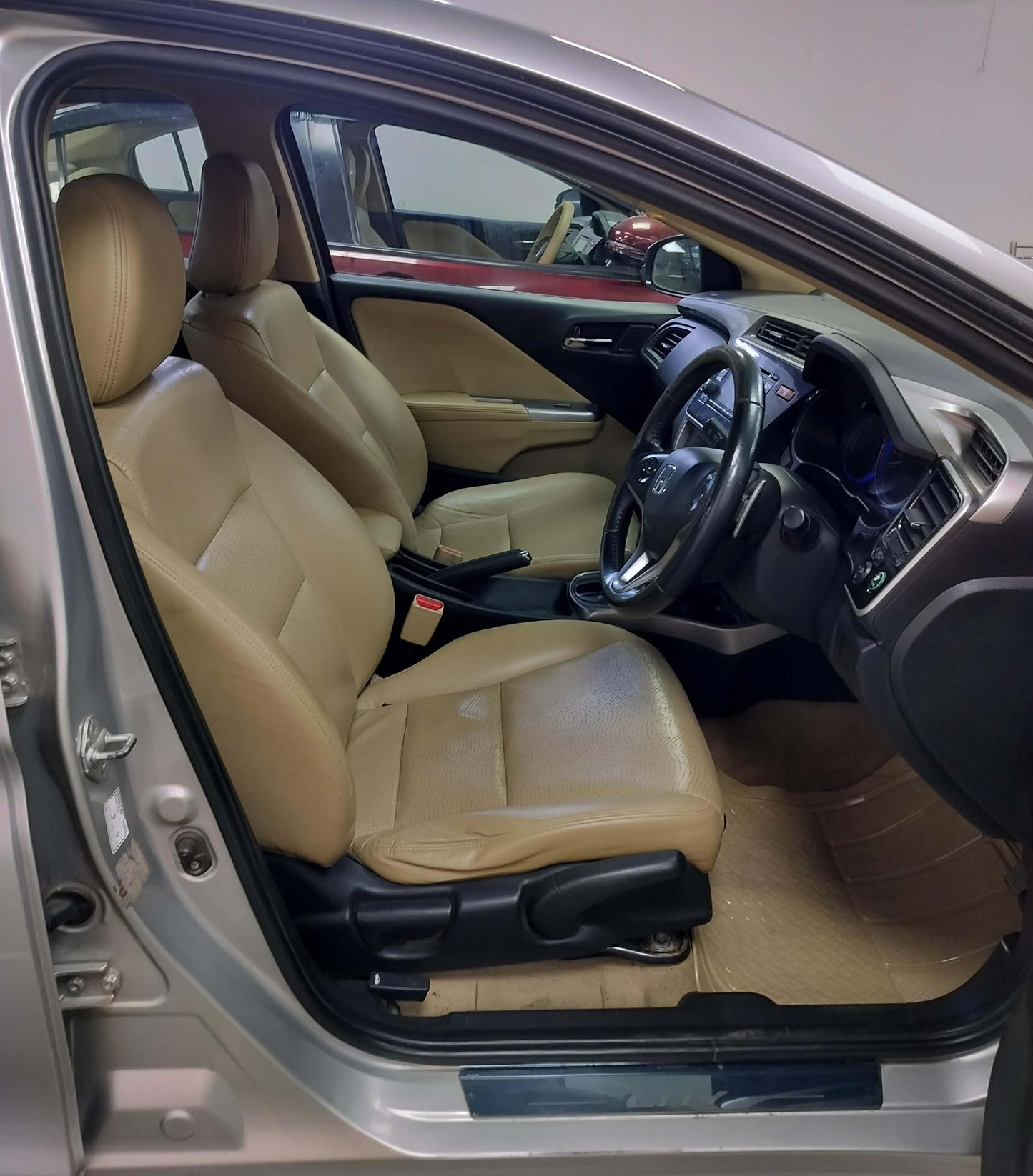 HONDA CITY VX 1.5 CVT PETROL (2014)