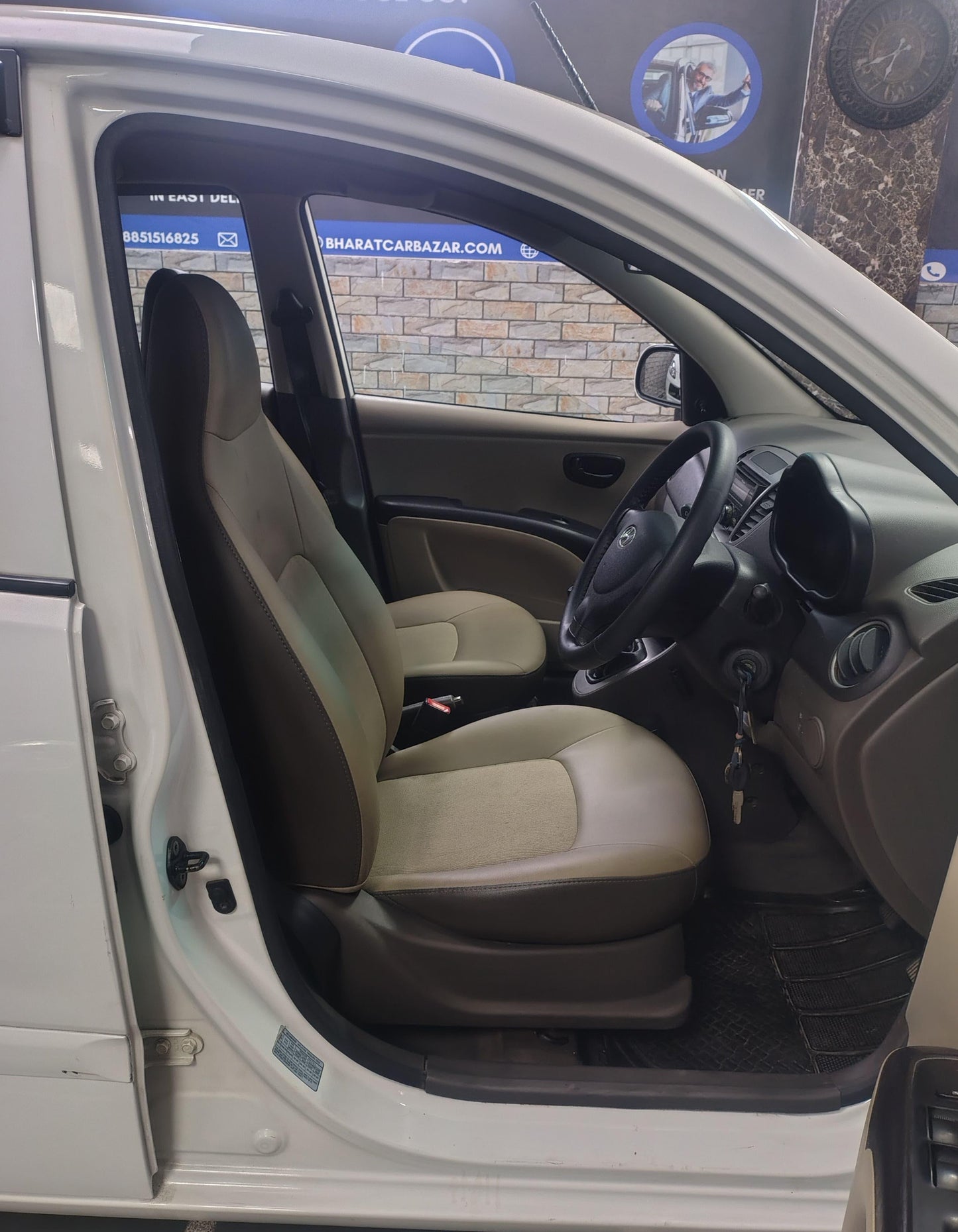 26,000 KMS HYUNDAI I10 MAGNA PETROL (2015)