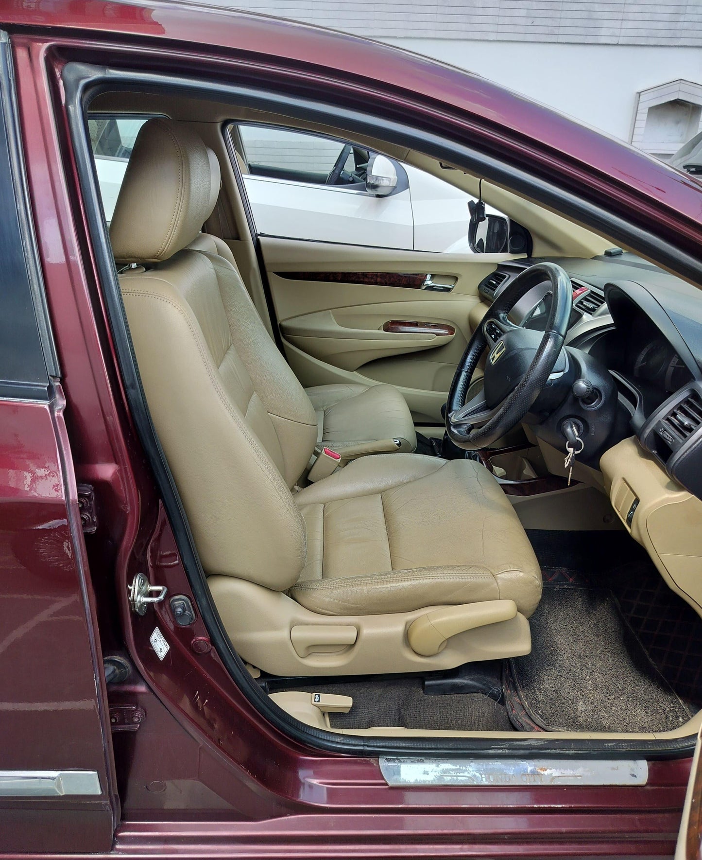 HONDA CITY V MT PETROL (2012)