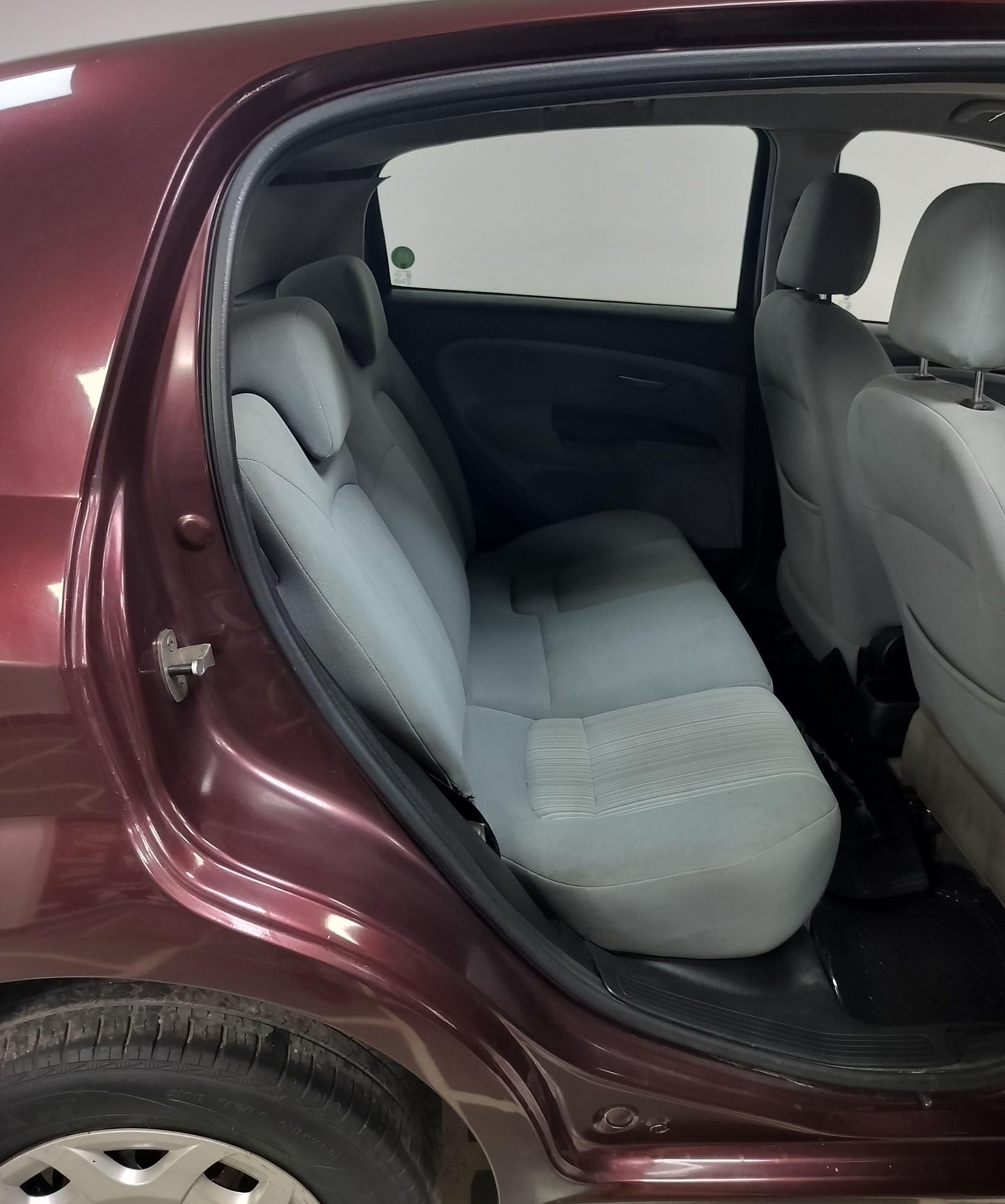 30,000 KMS FIAT PUNTO EMOTION PETROL (2014)