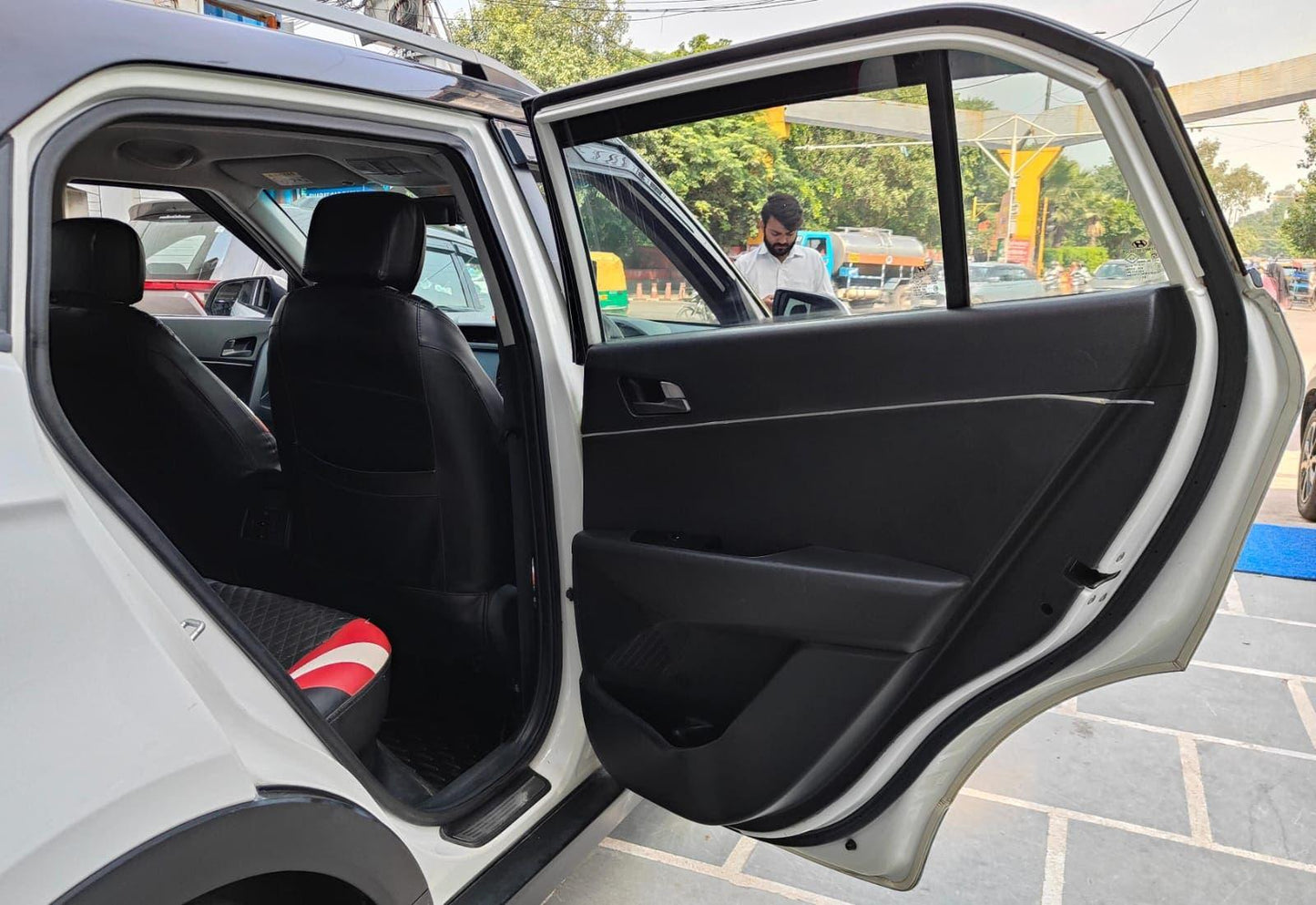 37,000 KMS HYUNDAI CRETA SX+ PETROL (2017)