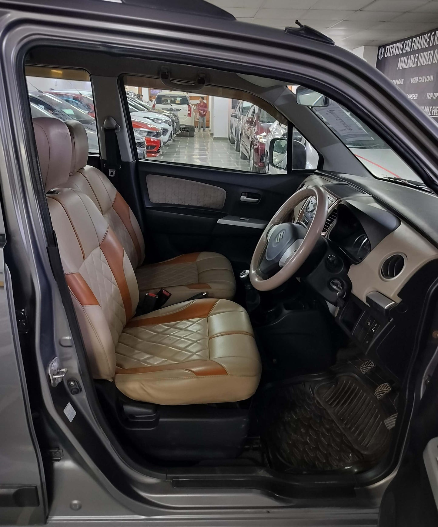 41,000 KMS MARUTI WAGONR VXI PETROL (2015)