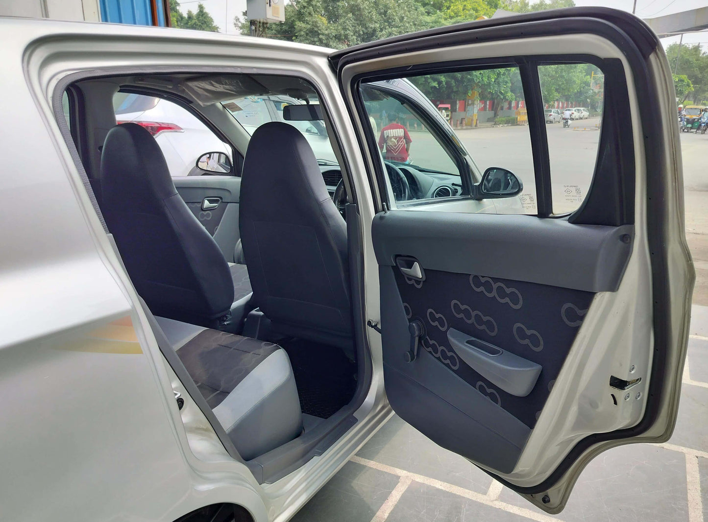 31,000 KMS MARUTI ALTO VXI PETROL ( 2016)