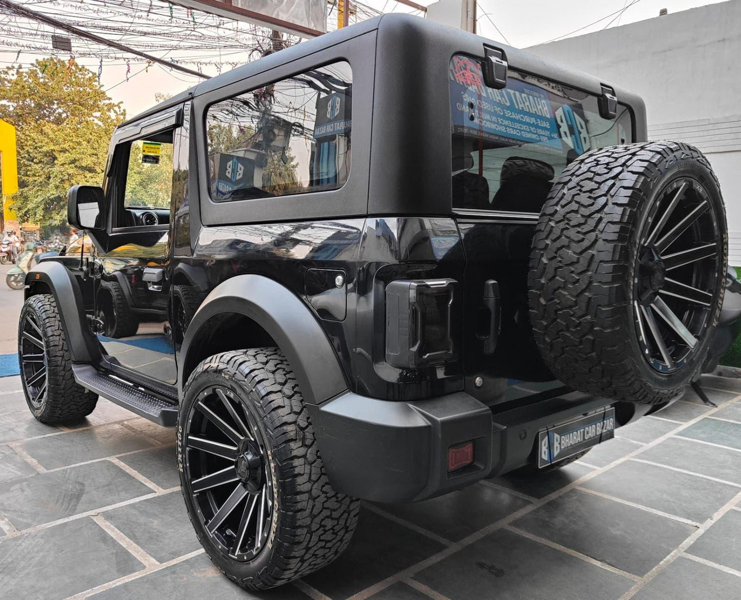 22,000 KMS MAHINDRA THAR LX D MT 4X4 PETROL (2023)